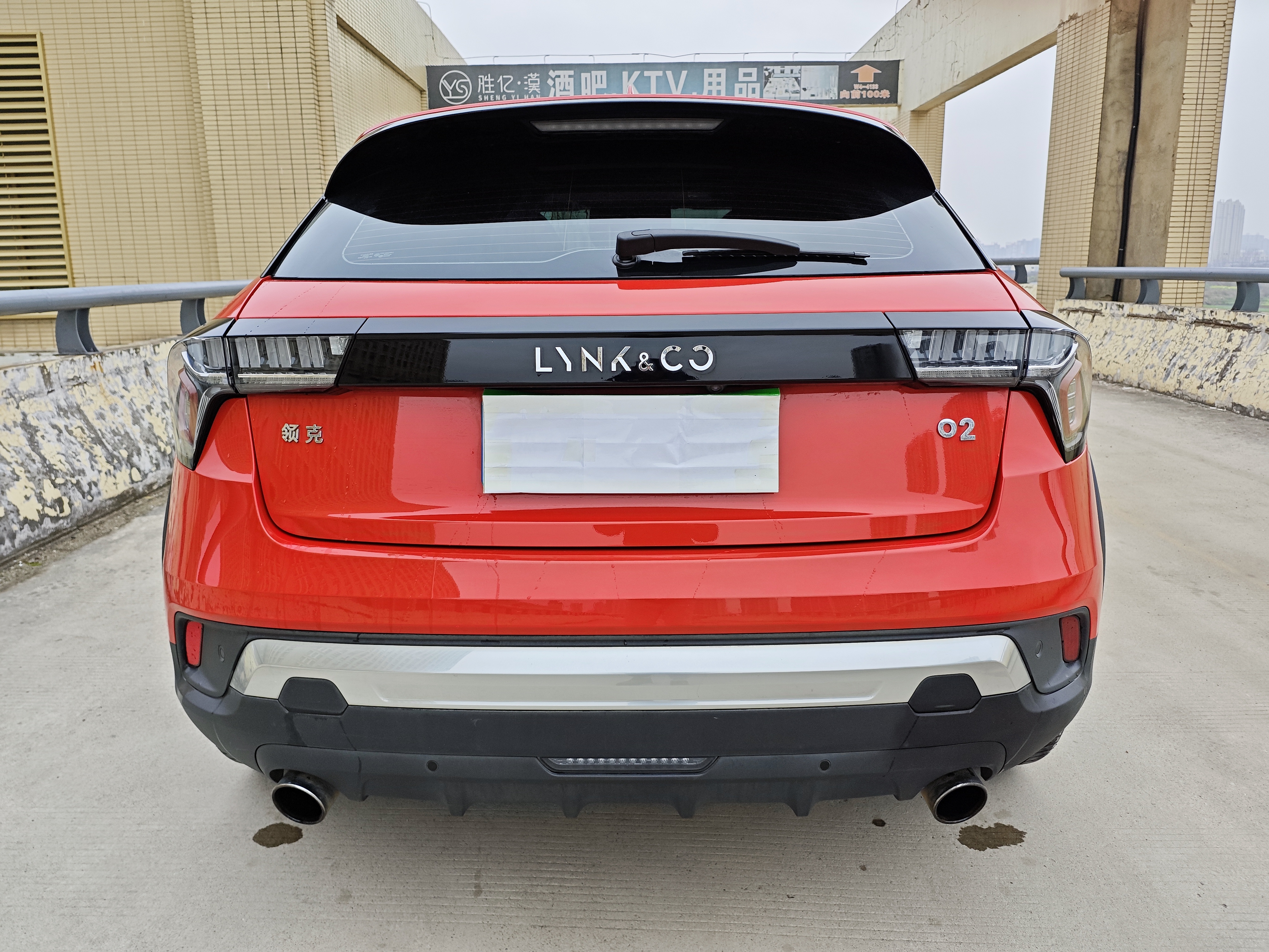 Lynk & Co 02 2019 car image #8