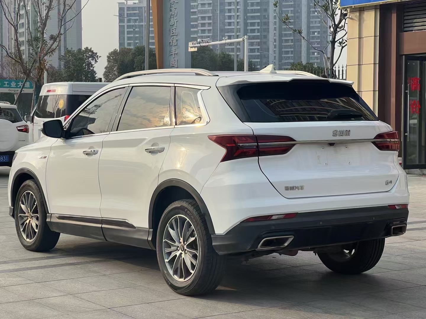 SWM斯威汽车 SWM斯威G01 2019 汽车图片 #8