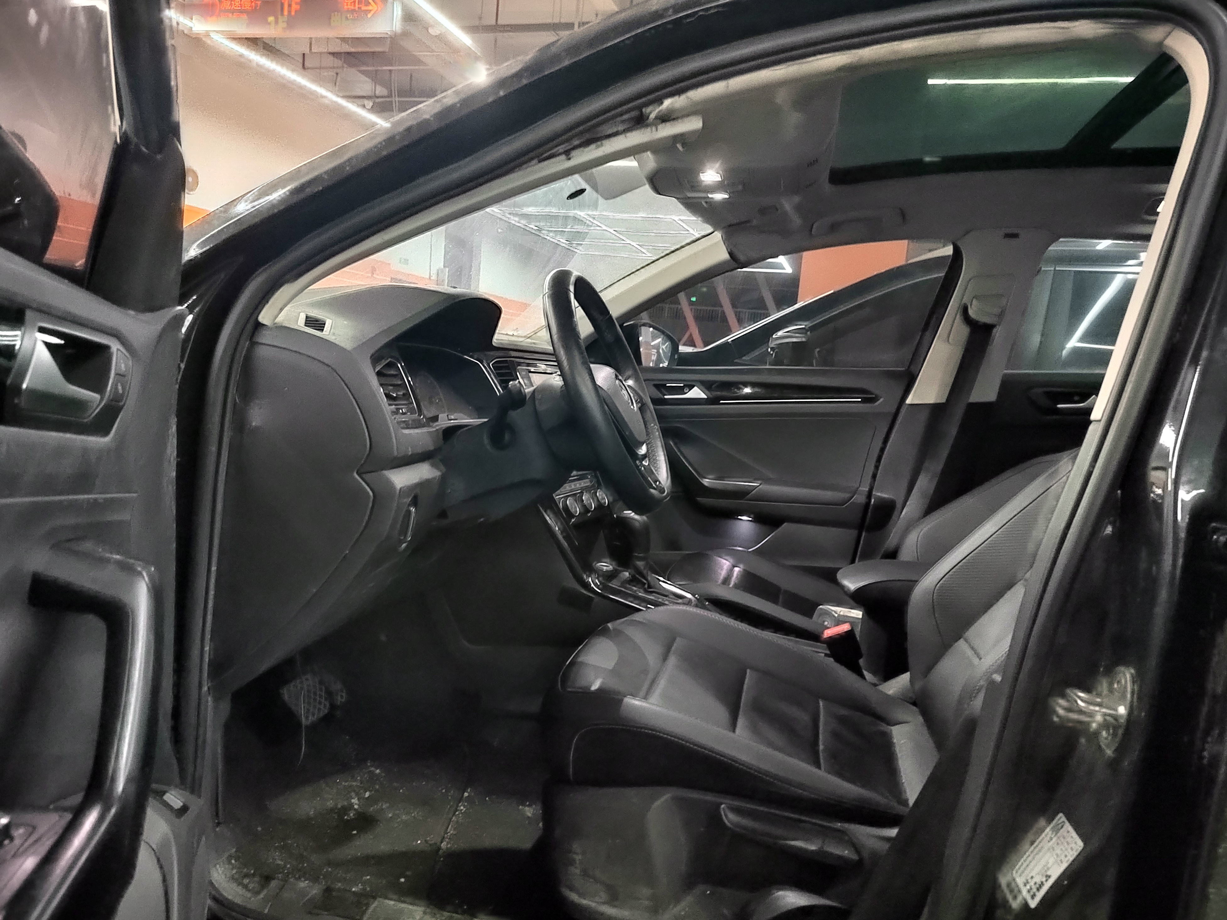 T-Roc 2019 #8 T-Roc 2019 car image #8