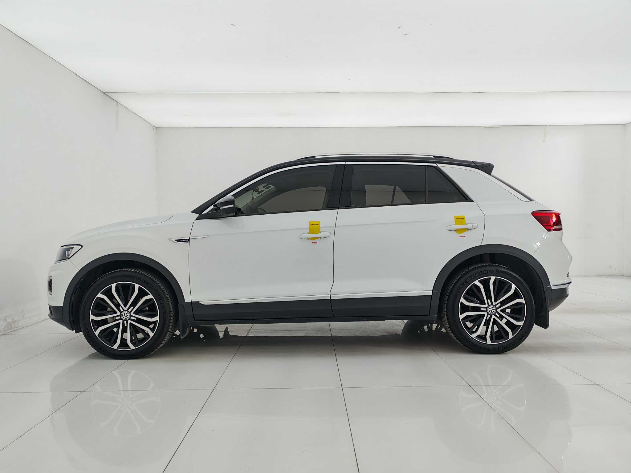 Volkswagen T-Roc 2019 #8 Volkswagen T-Roc 2019 car image #8