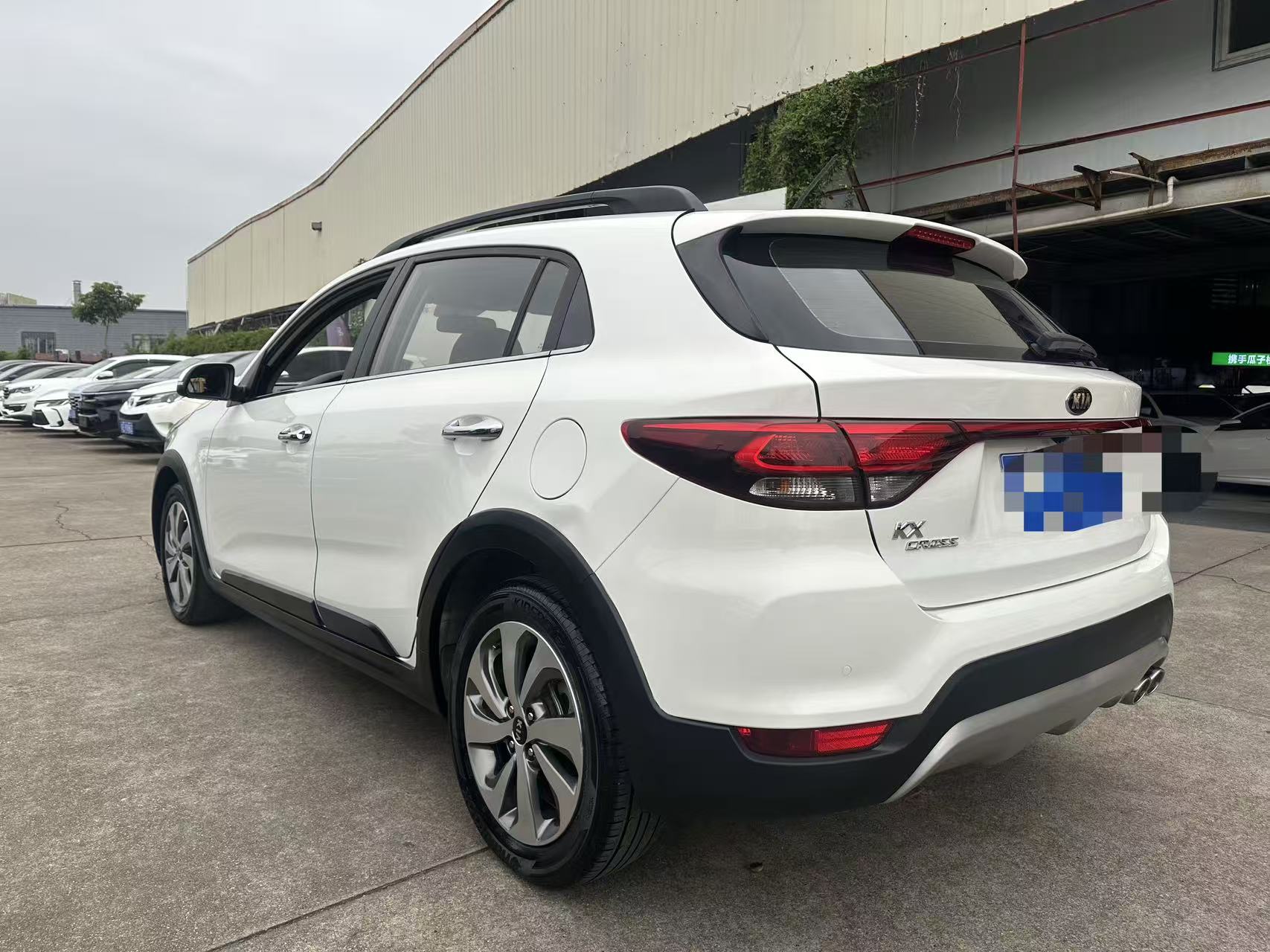 Kia Rio Cross 2018 صورة سيارة #8