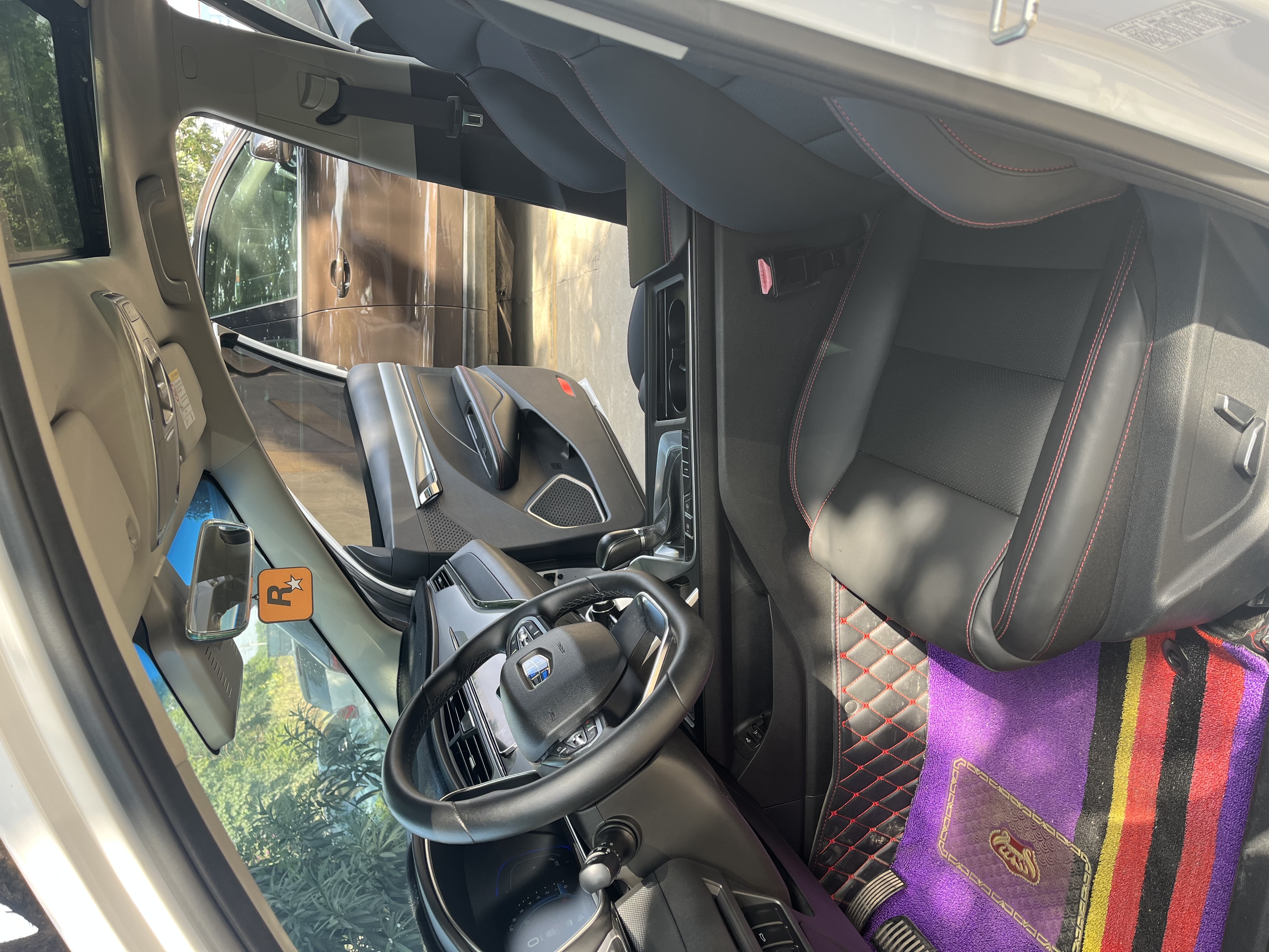 GEELY Binray 2019 car image #8