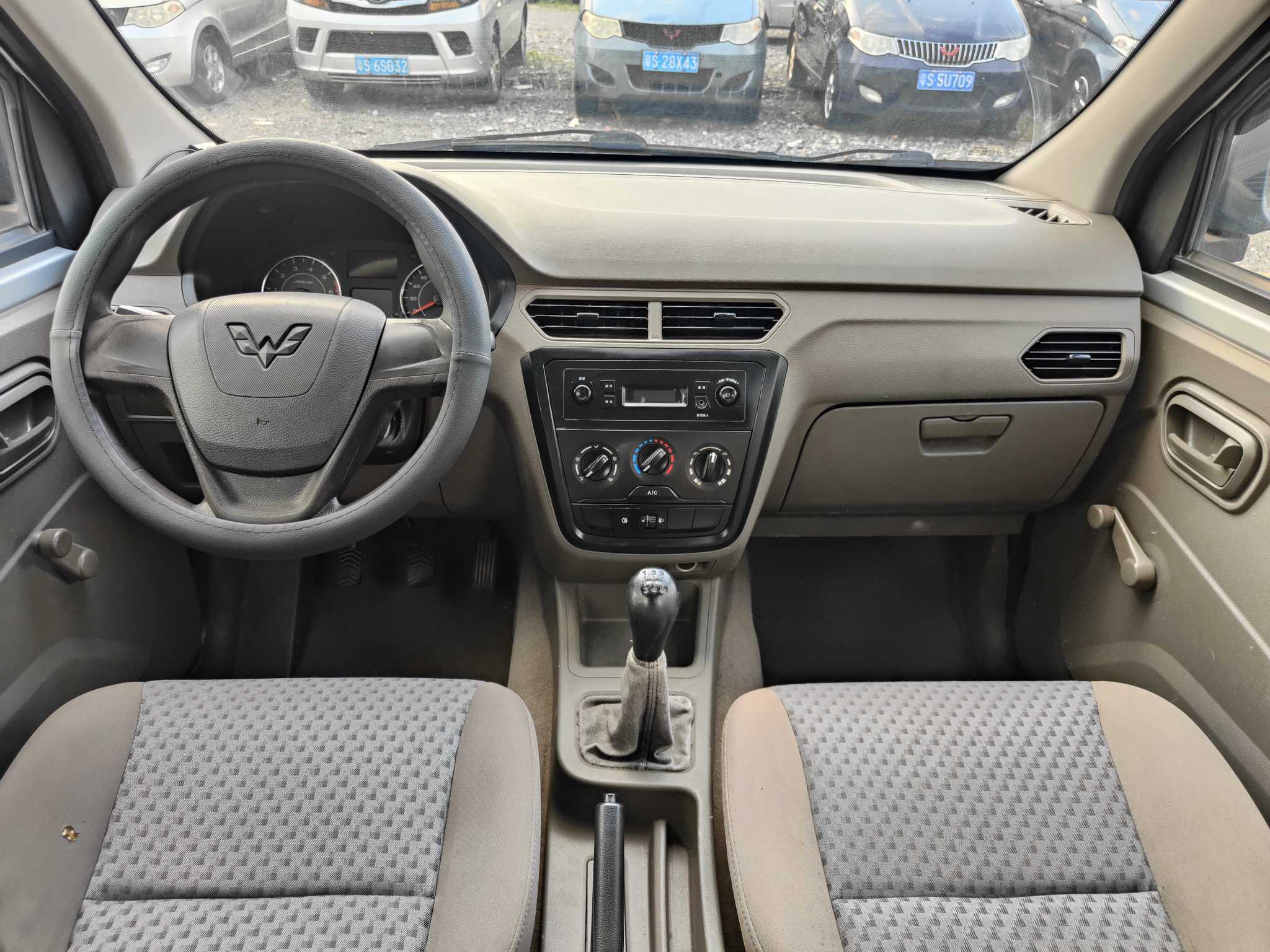 Wuling Zhiguang V 2018 car image #8