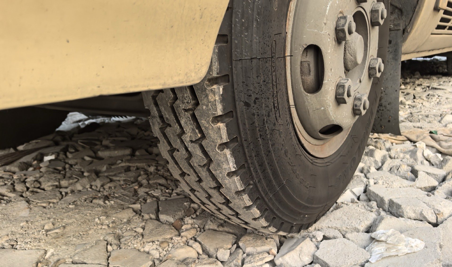 GAC ix4 2011 car image #8