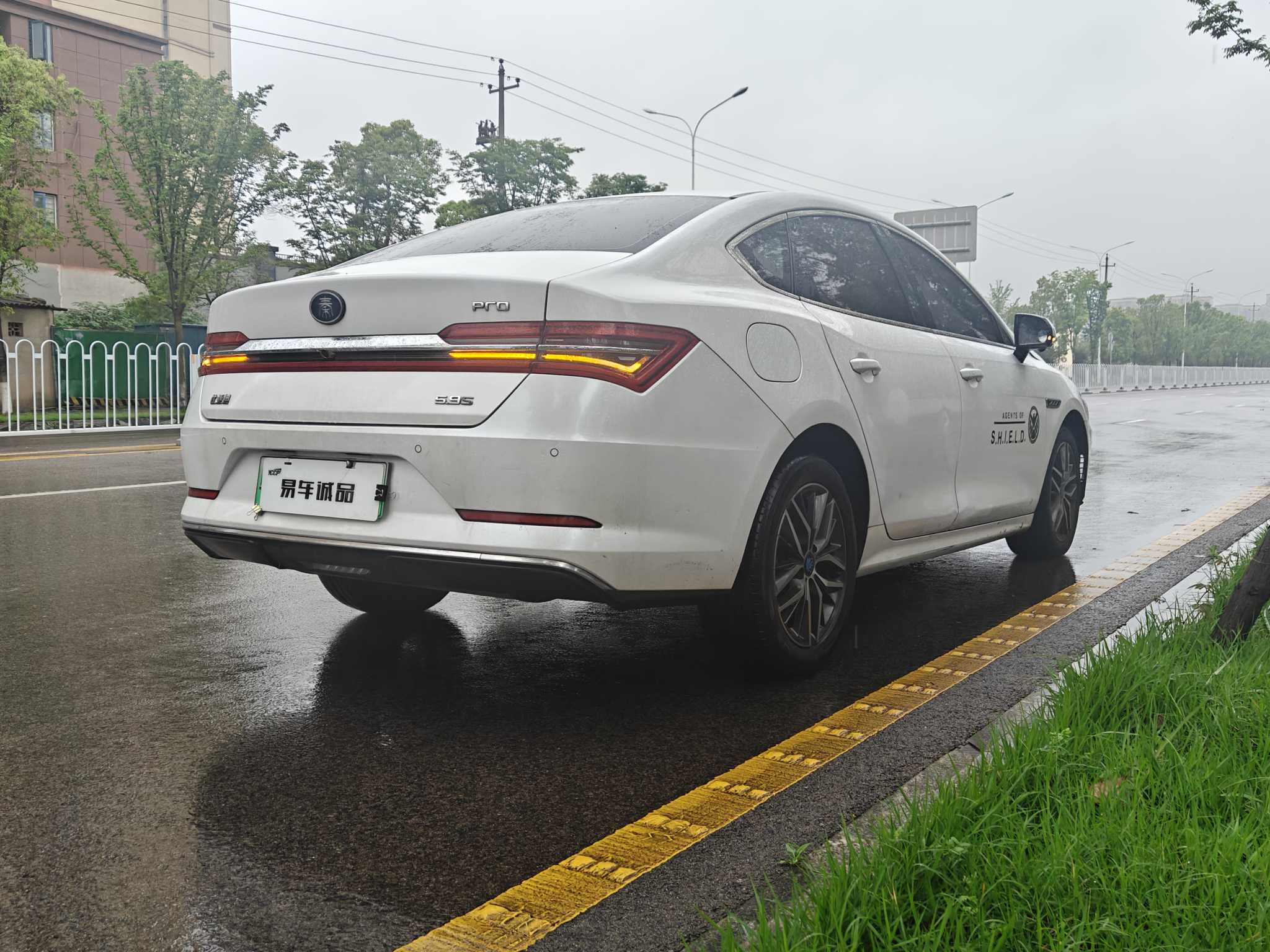 BYD Qin Pro New Energy 2019 car image #8