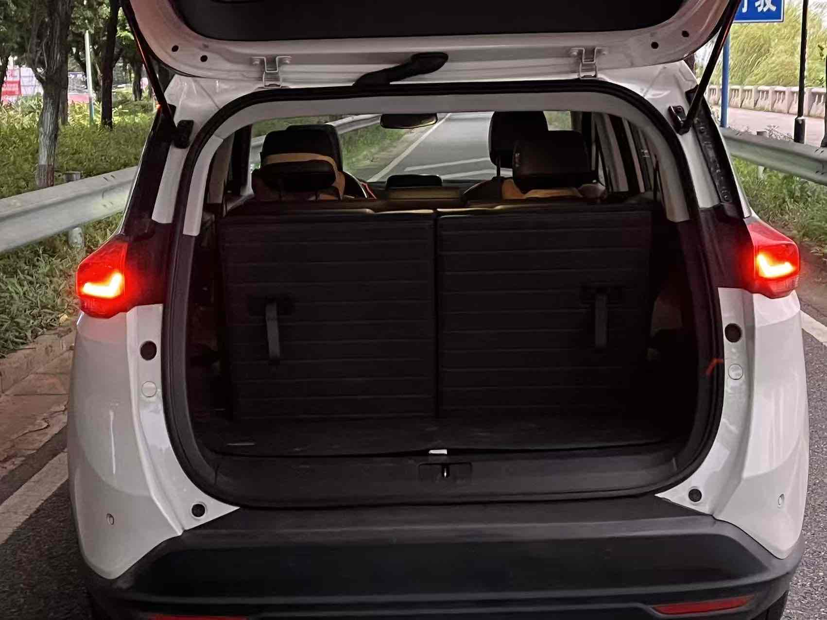 Chevrolet Orlando 2018 #8 Chevrolet Orlando 2018 car image #8