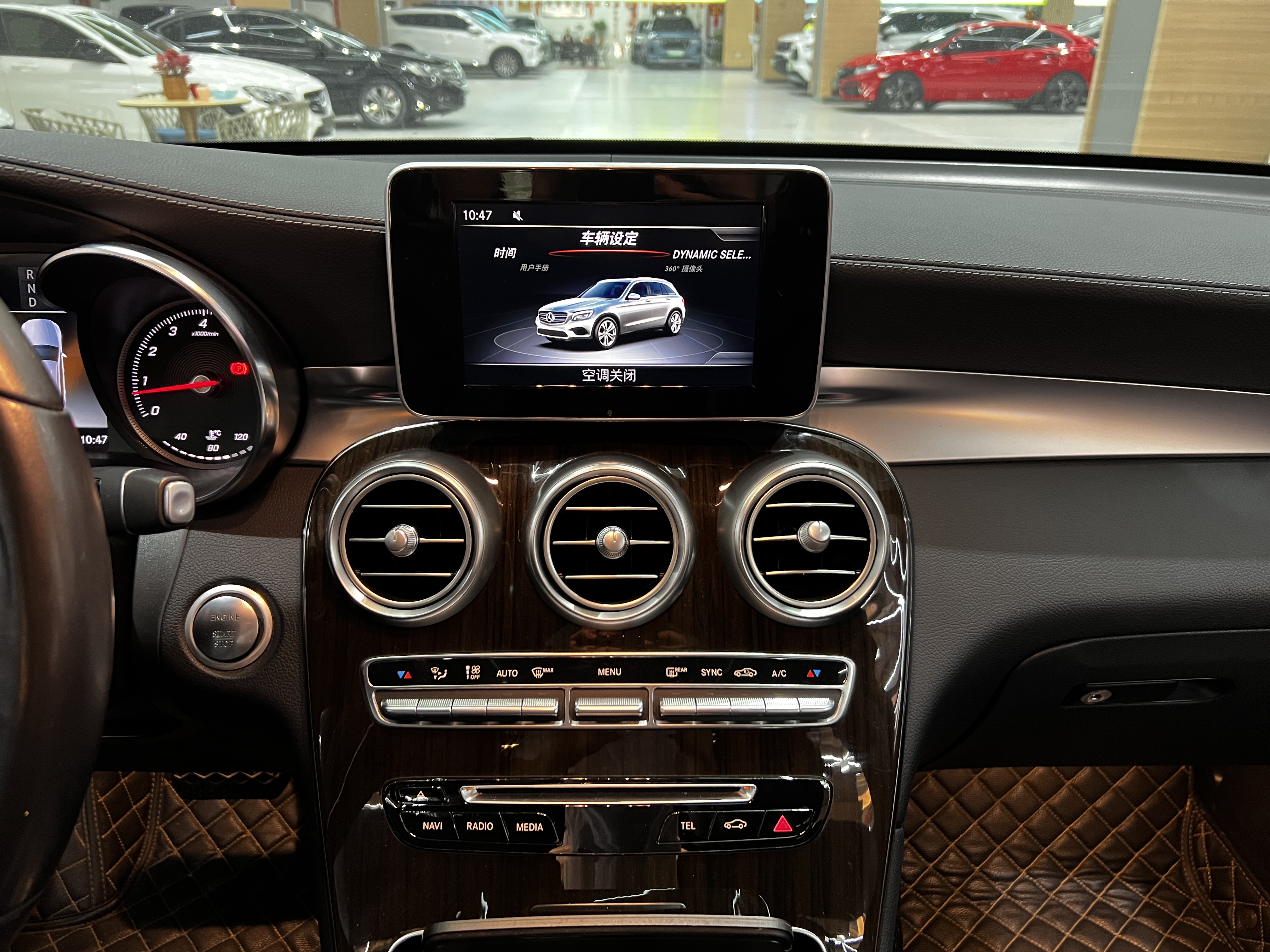 Mercedes-Benz GLC Class 2018 car image #8