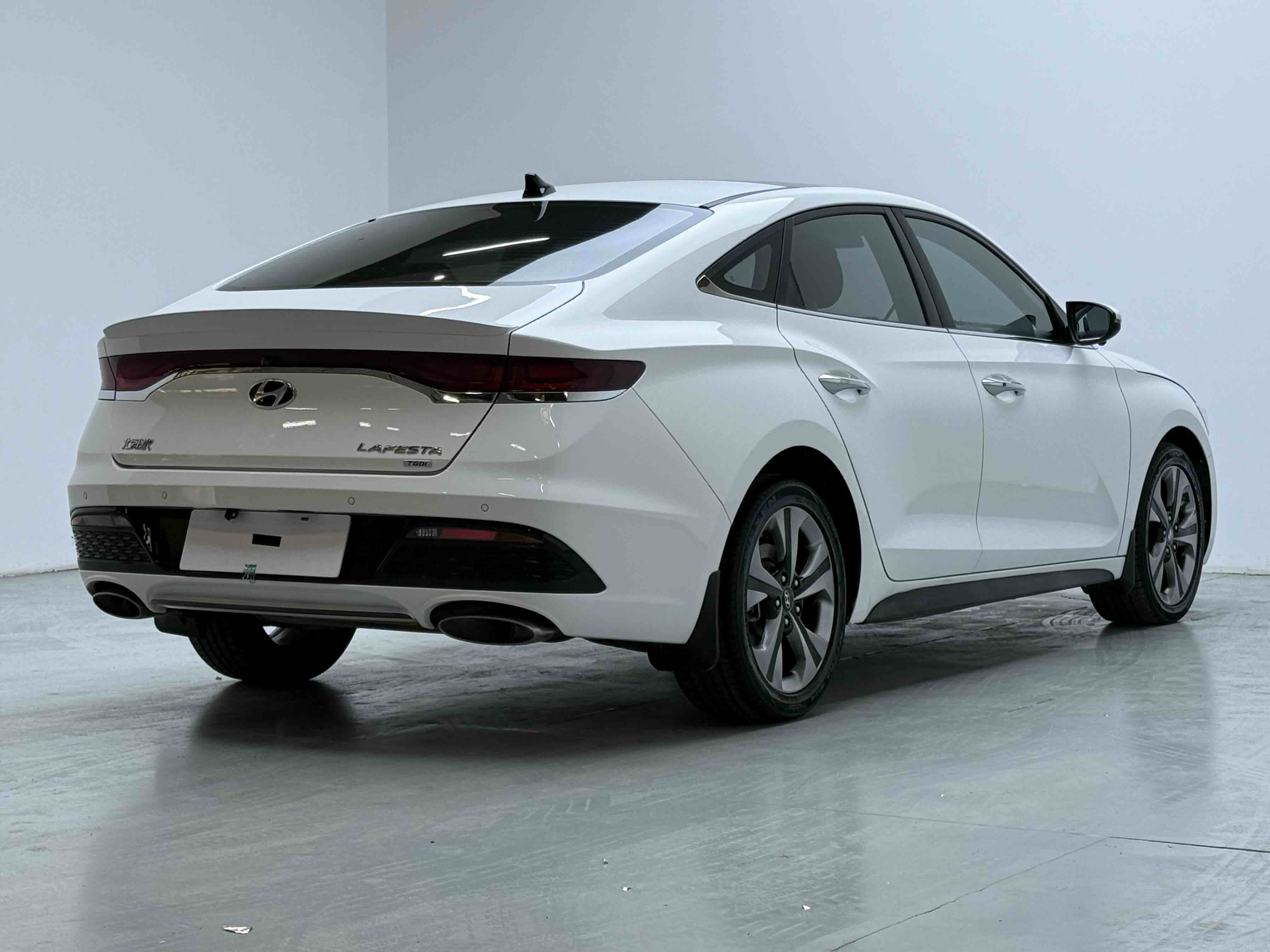 Hyundai Lafesta 2021 #8 Hyundai Lafesta 2021 car image #8