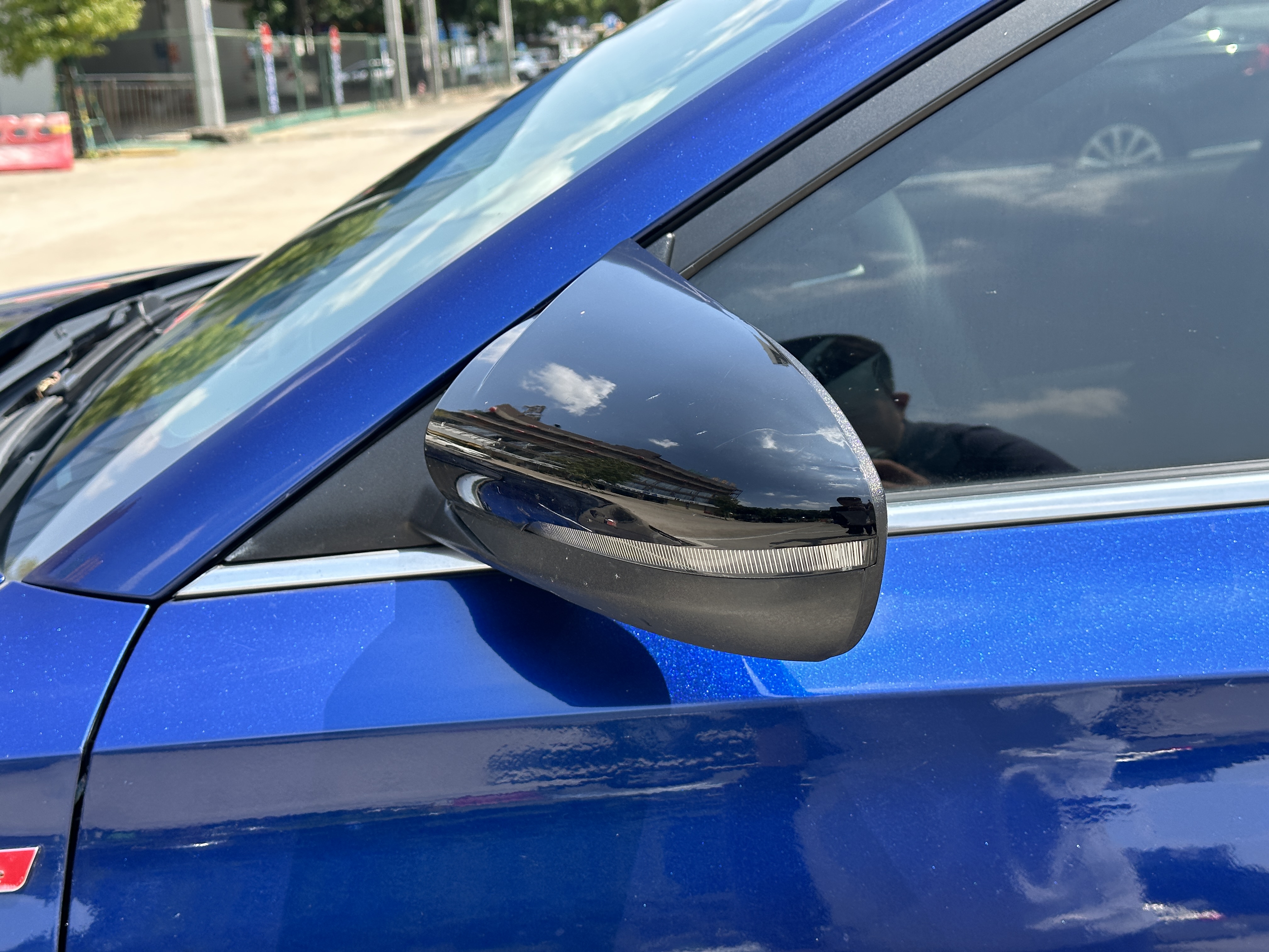 Hyundai Lafesta 2019 car image #8