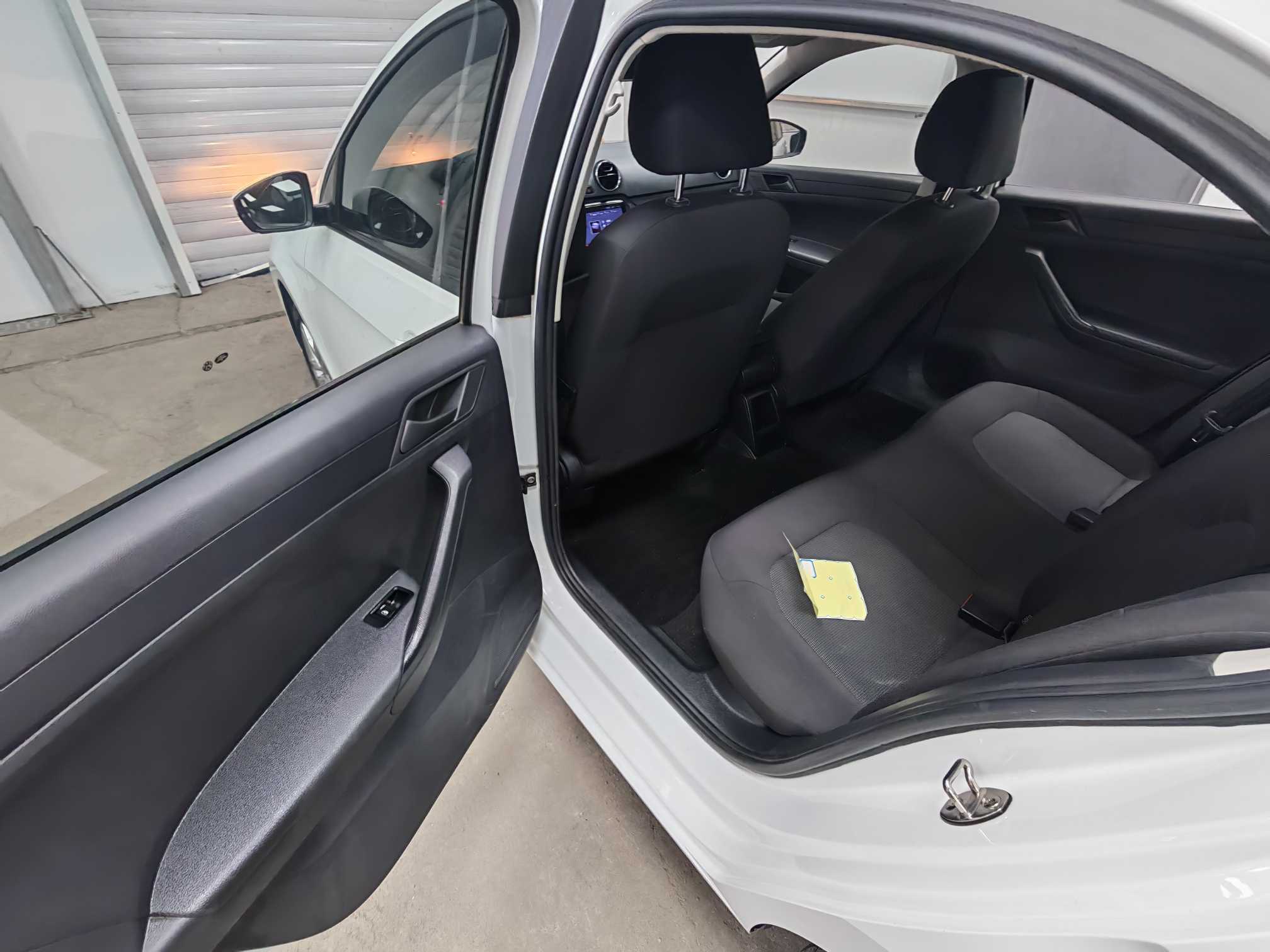 Jetta Jetta 2019 #8 Jetta Jetta 2019 car image #8