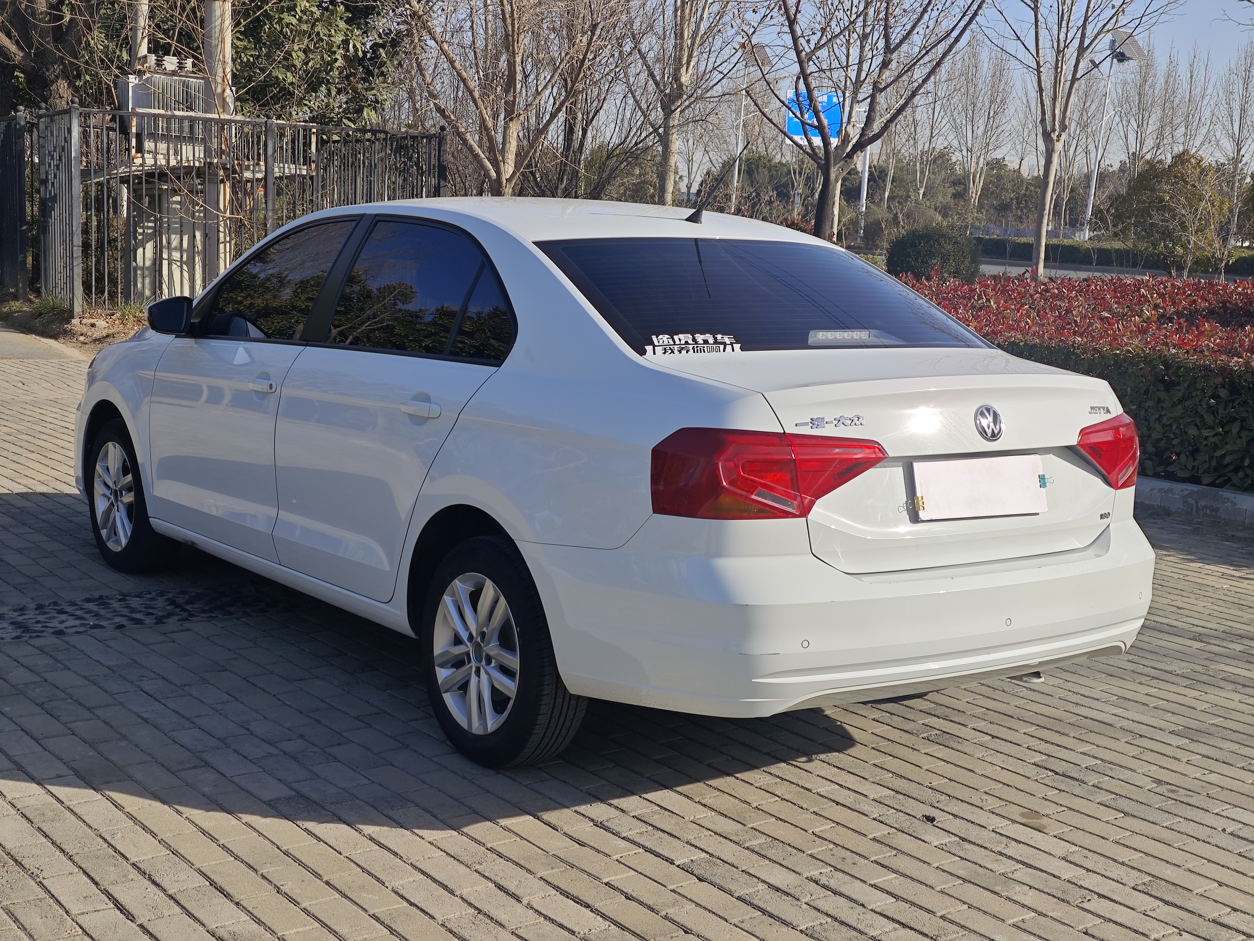 Volkswagen Jetta 2019 immagine di auto #8