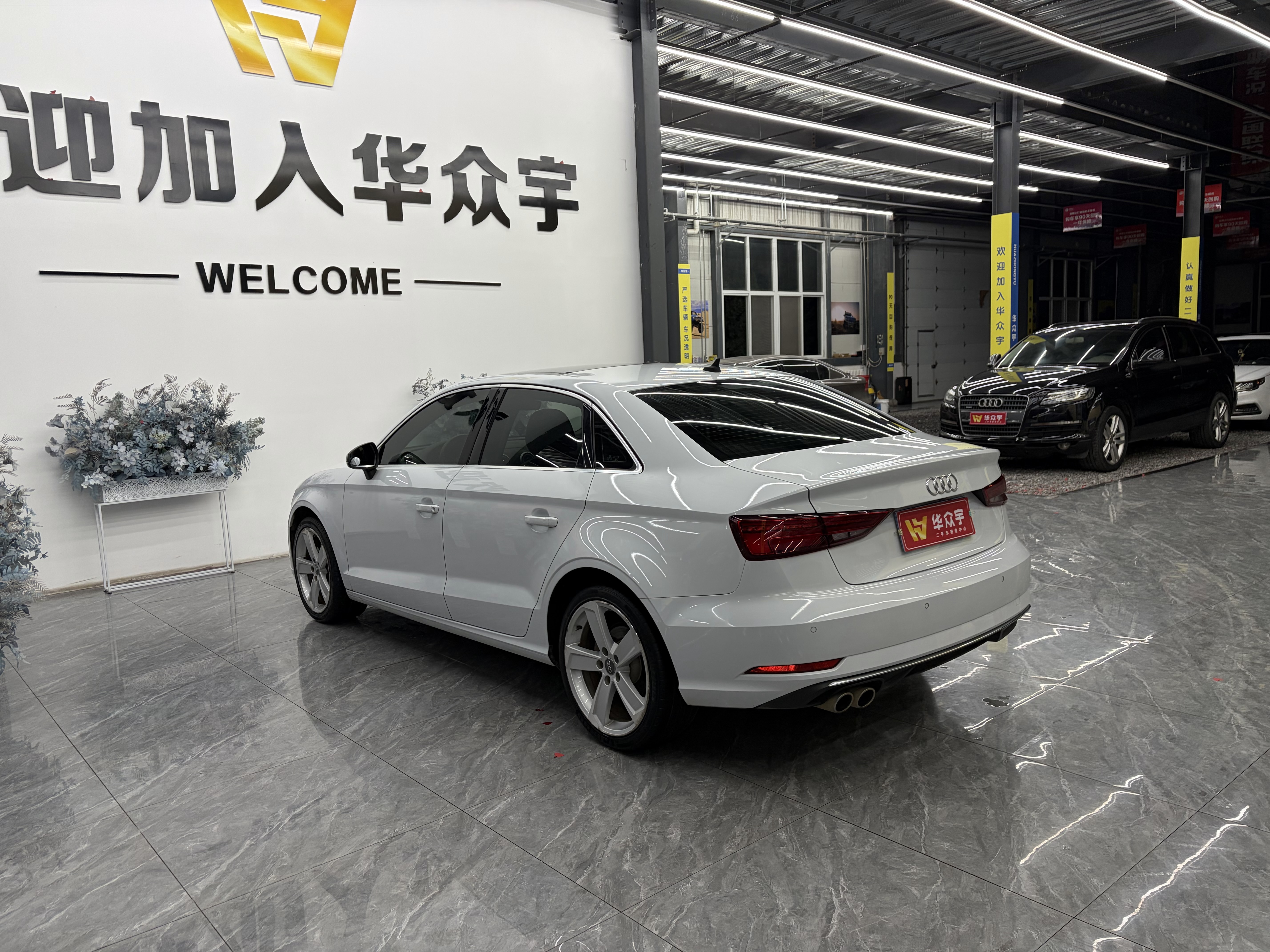 Audi A3 2019 car image #8
