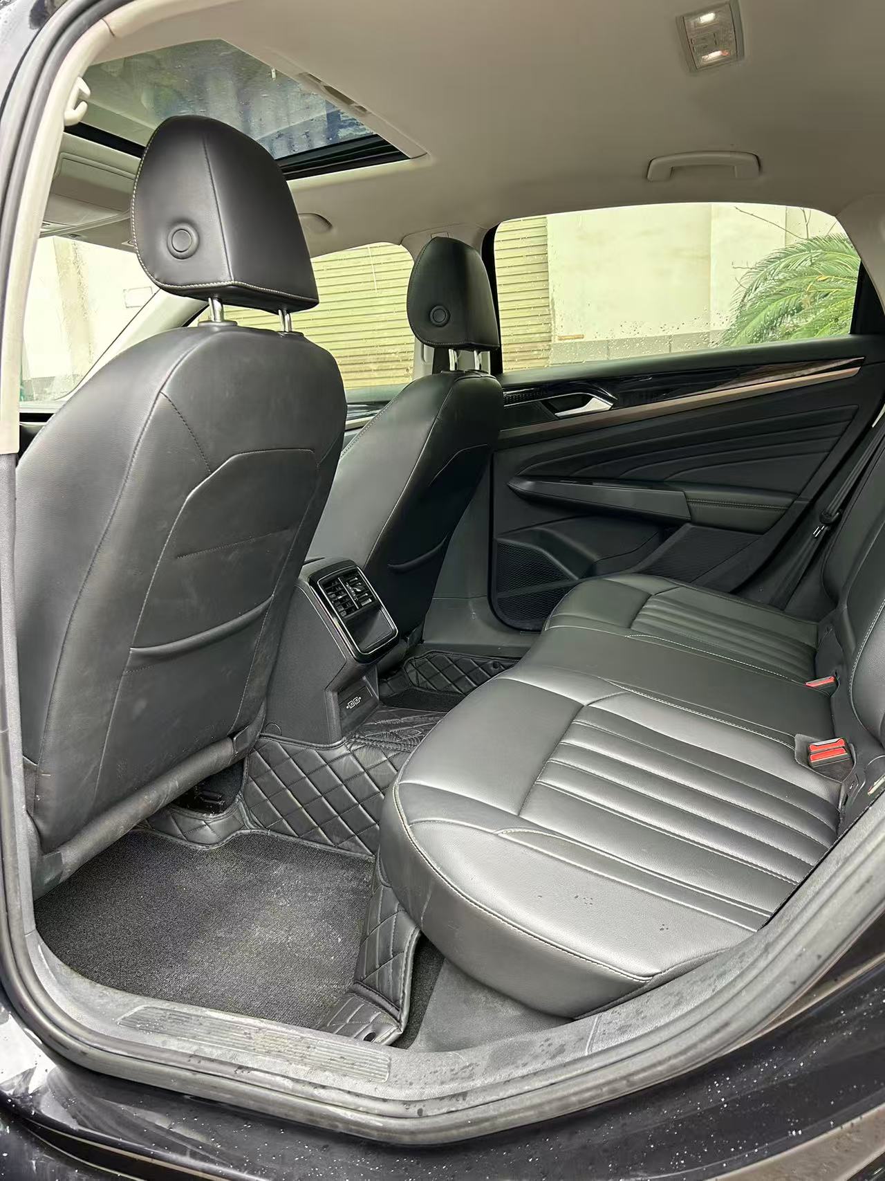 Volkswagen Passat 2020 car image #8