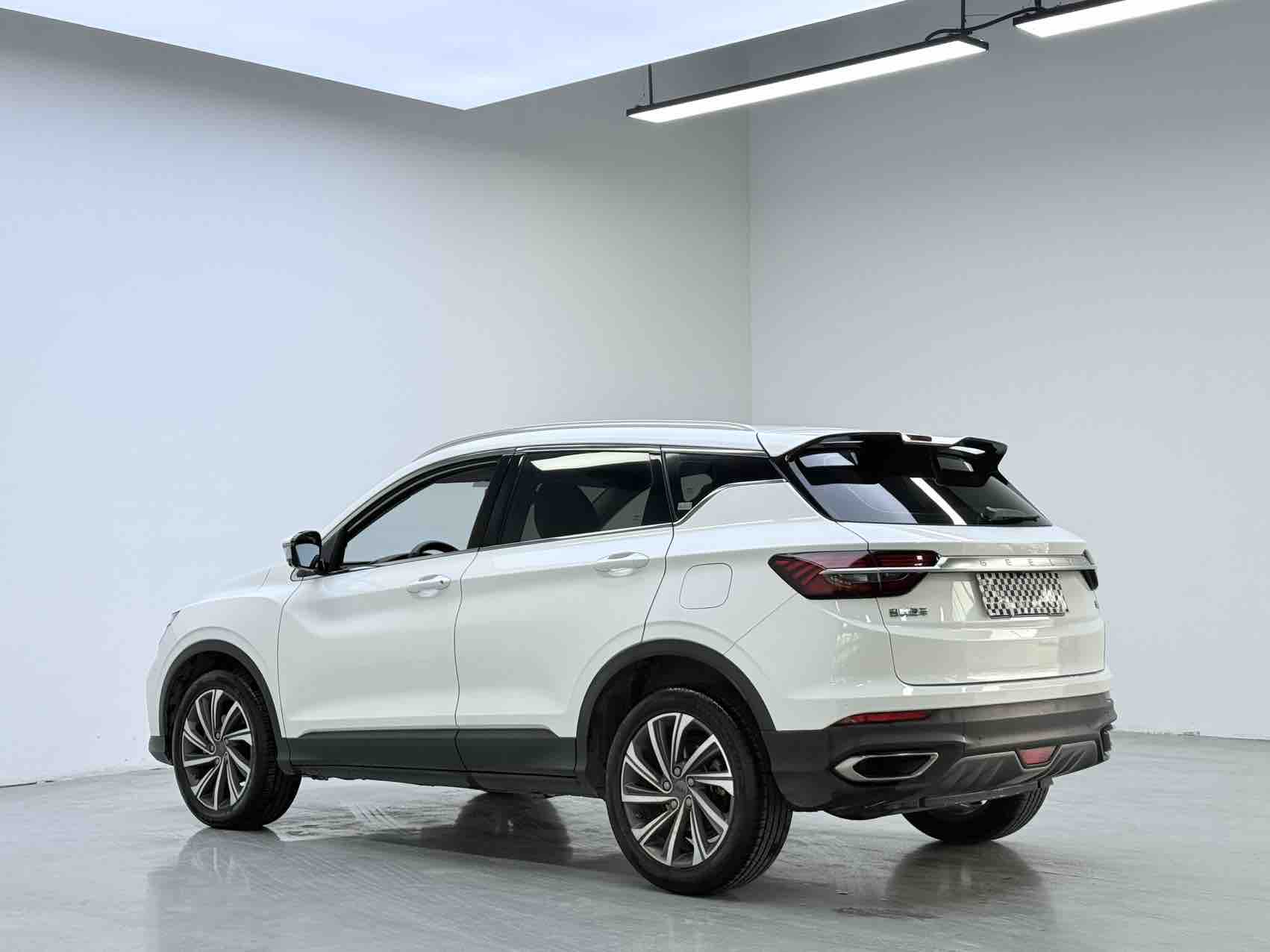 GEELY Coolray 2019 car image #8