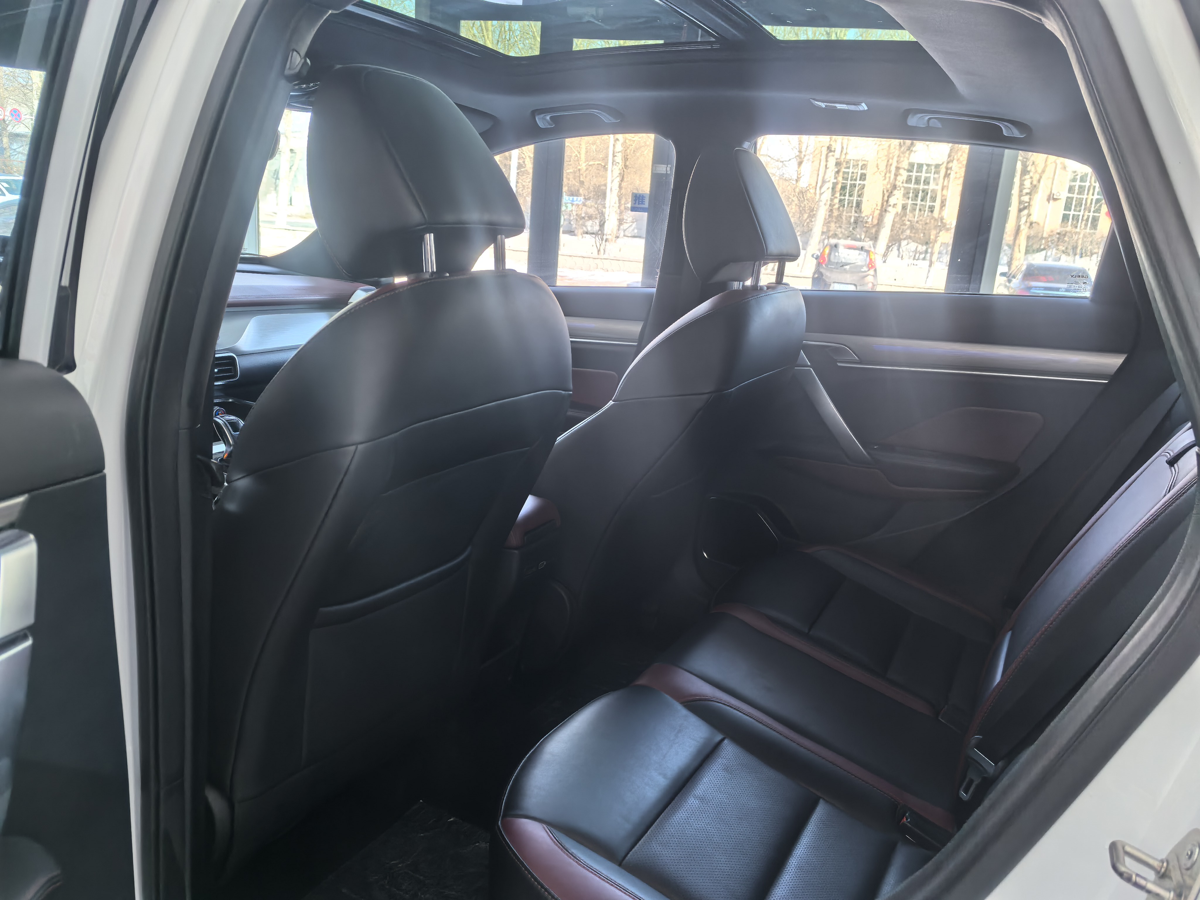 GEELY Coolray 2019 immagine di auto #8