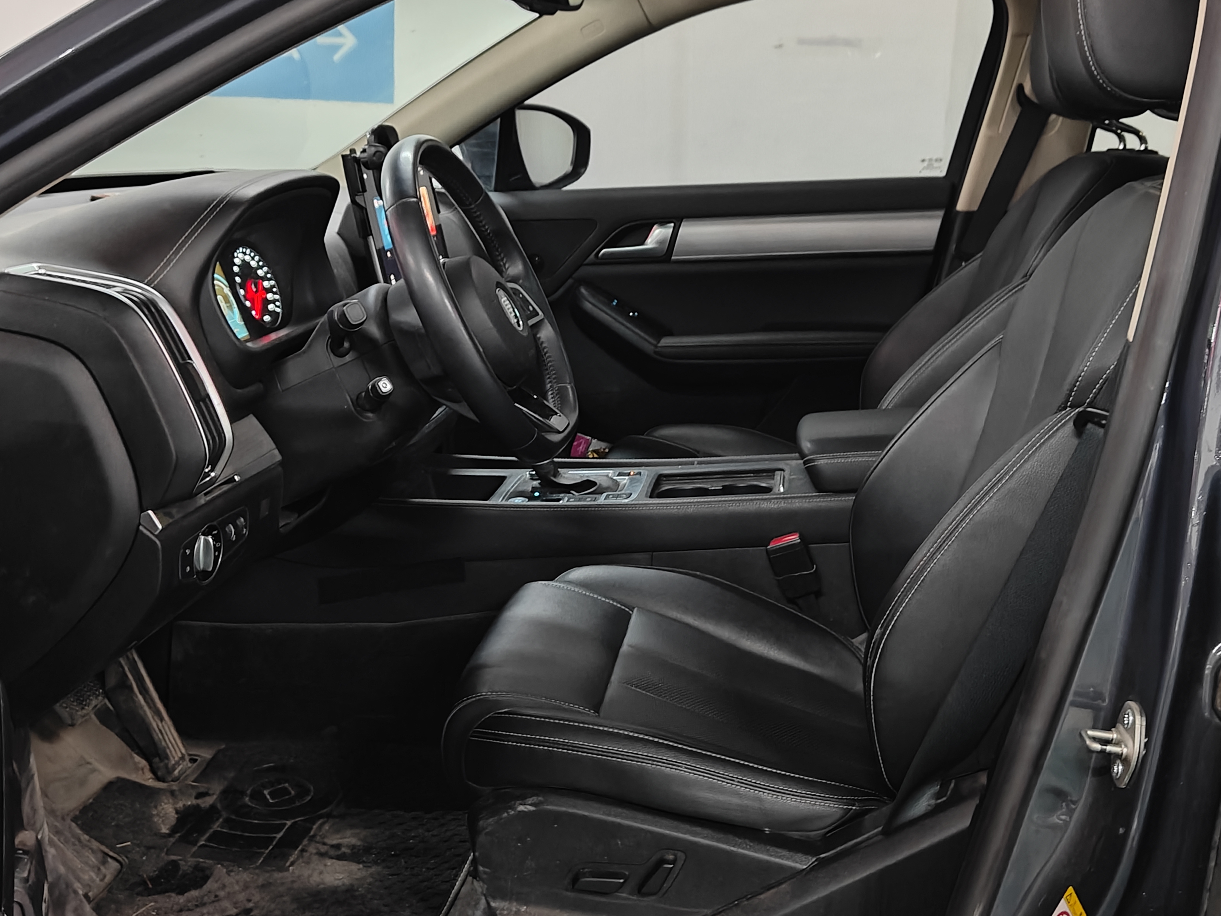 BYD Tang 2019 car image #8