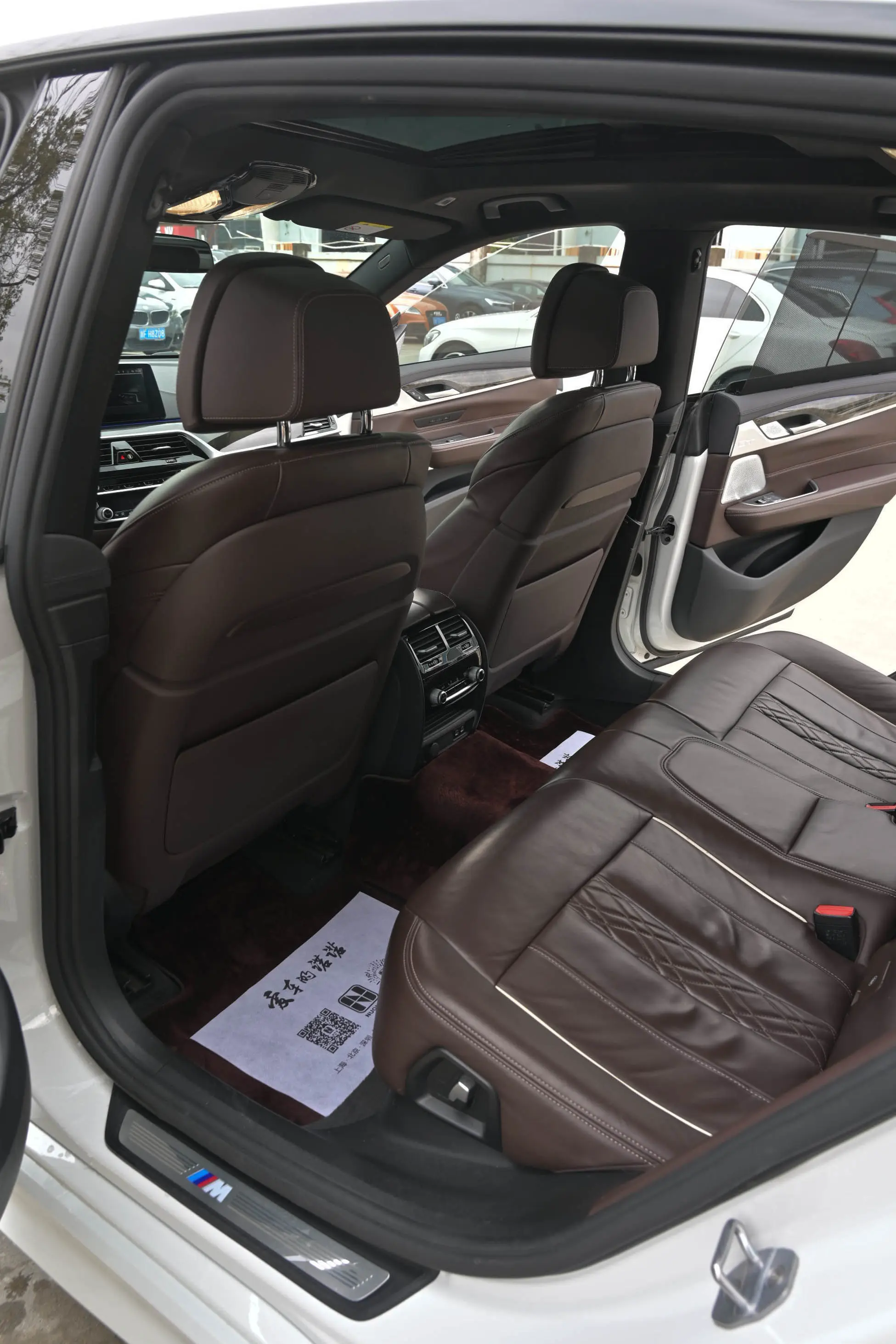 BMW 6 Series GT 2020 #8 BMW 6 Series GT 2020 car image #8