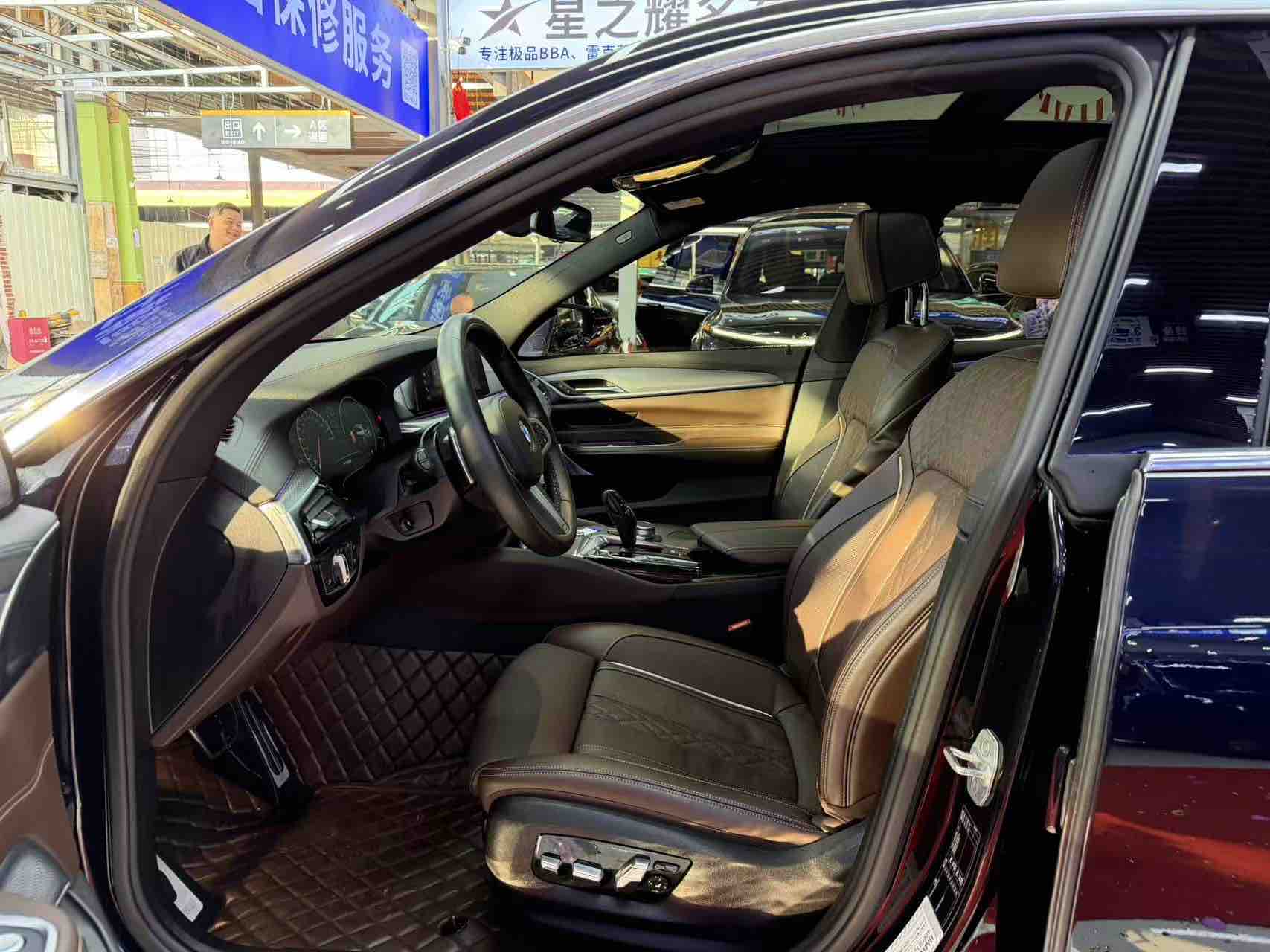 BMW 6 Series GT 2019 car image #8