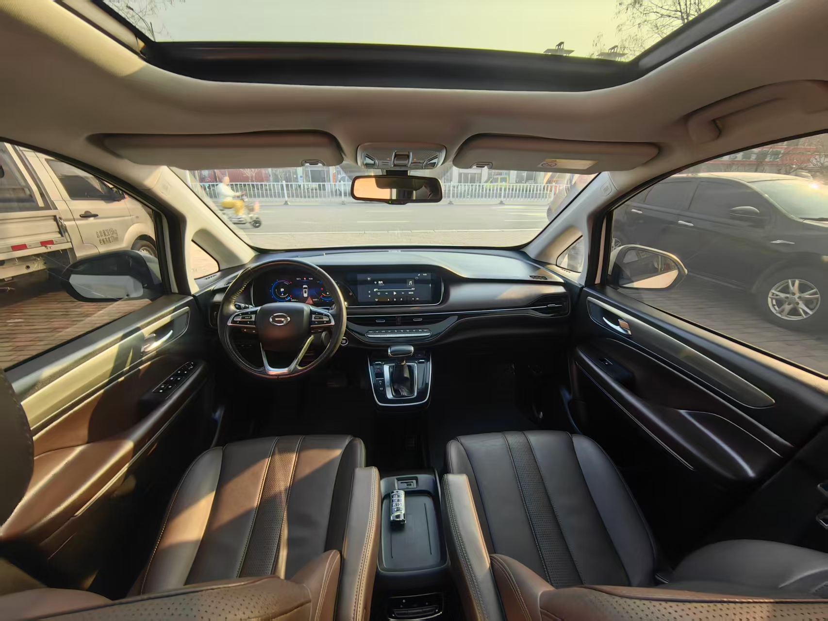 GAC Trumpchi M6 2019 car image #8