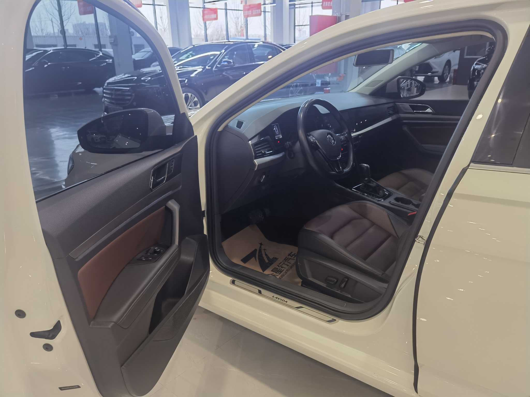 Volkswagen Lavida 2020 car image #8