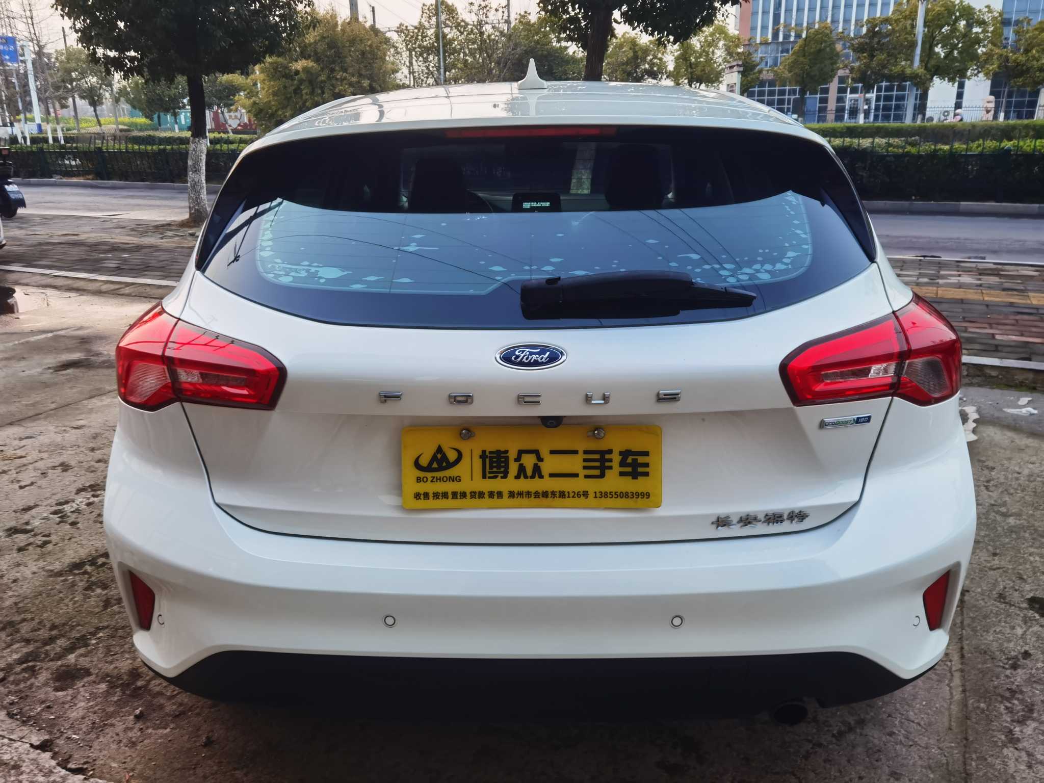 Ford Focus 2019 car image #8
