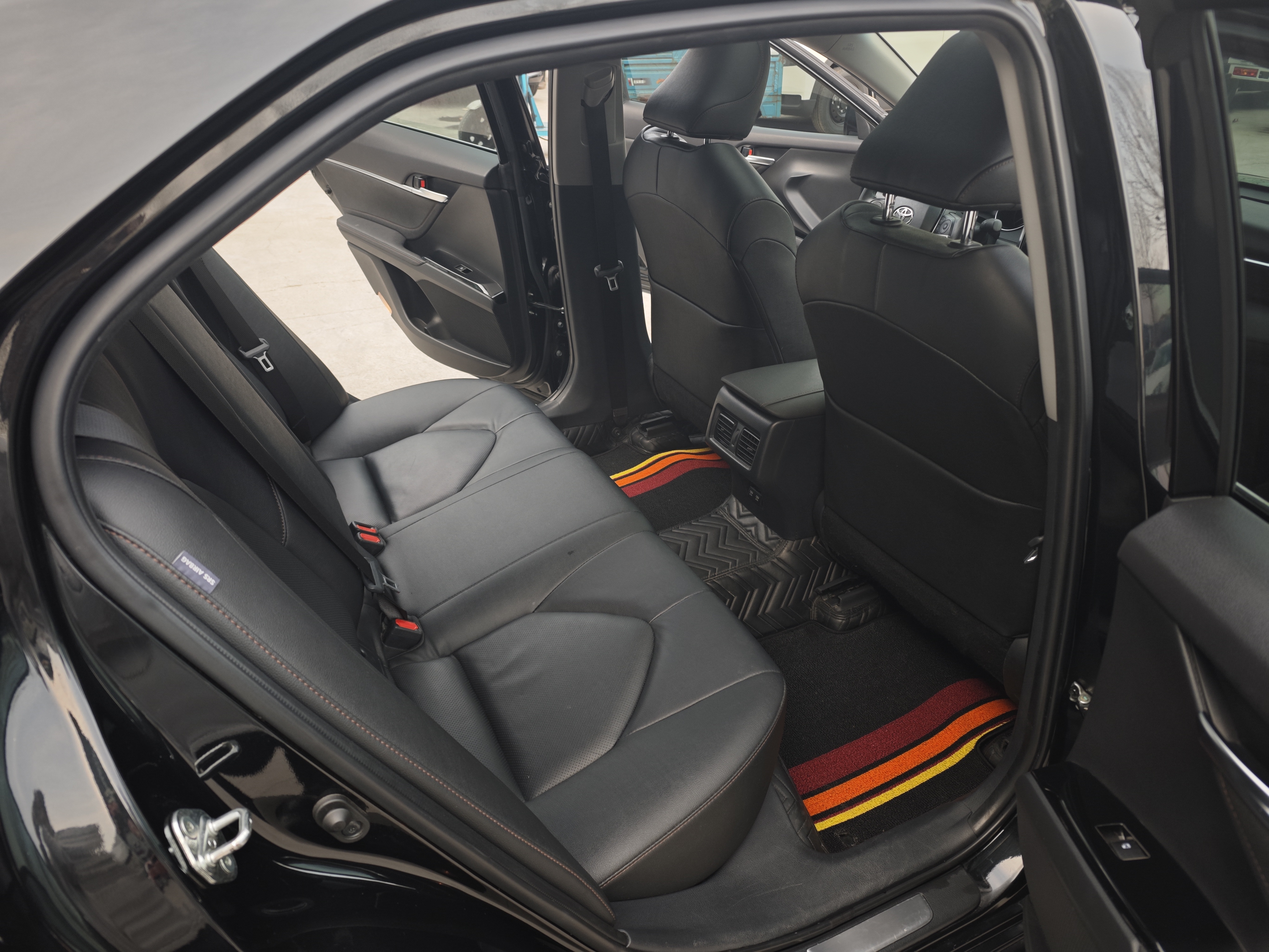 Toyota Camry 2020 car image #8