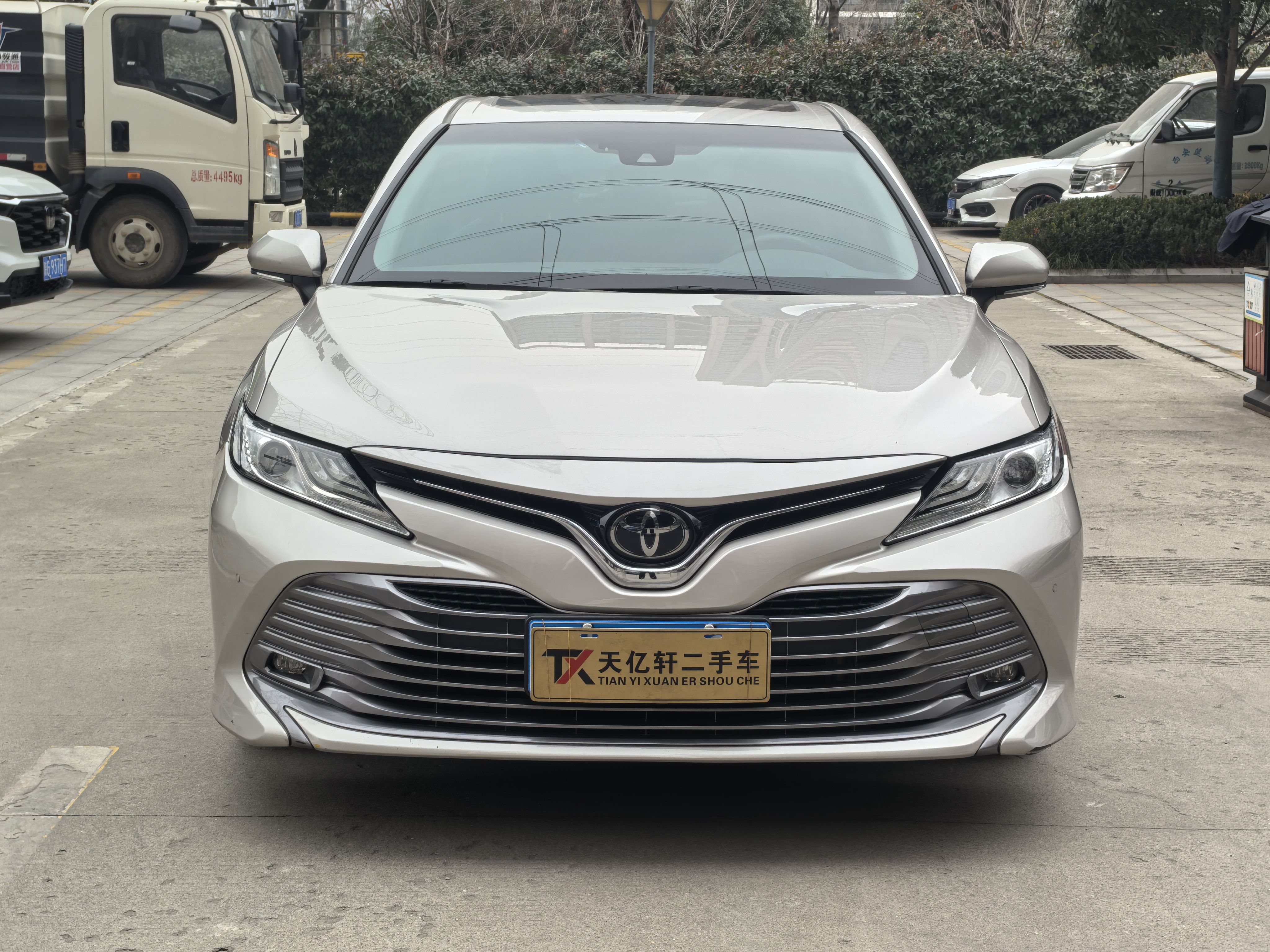 Toyota Camry 2020 car image #8