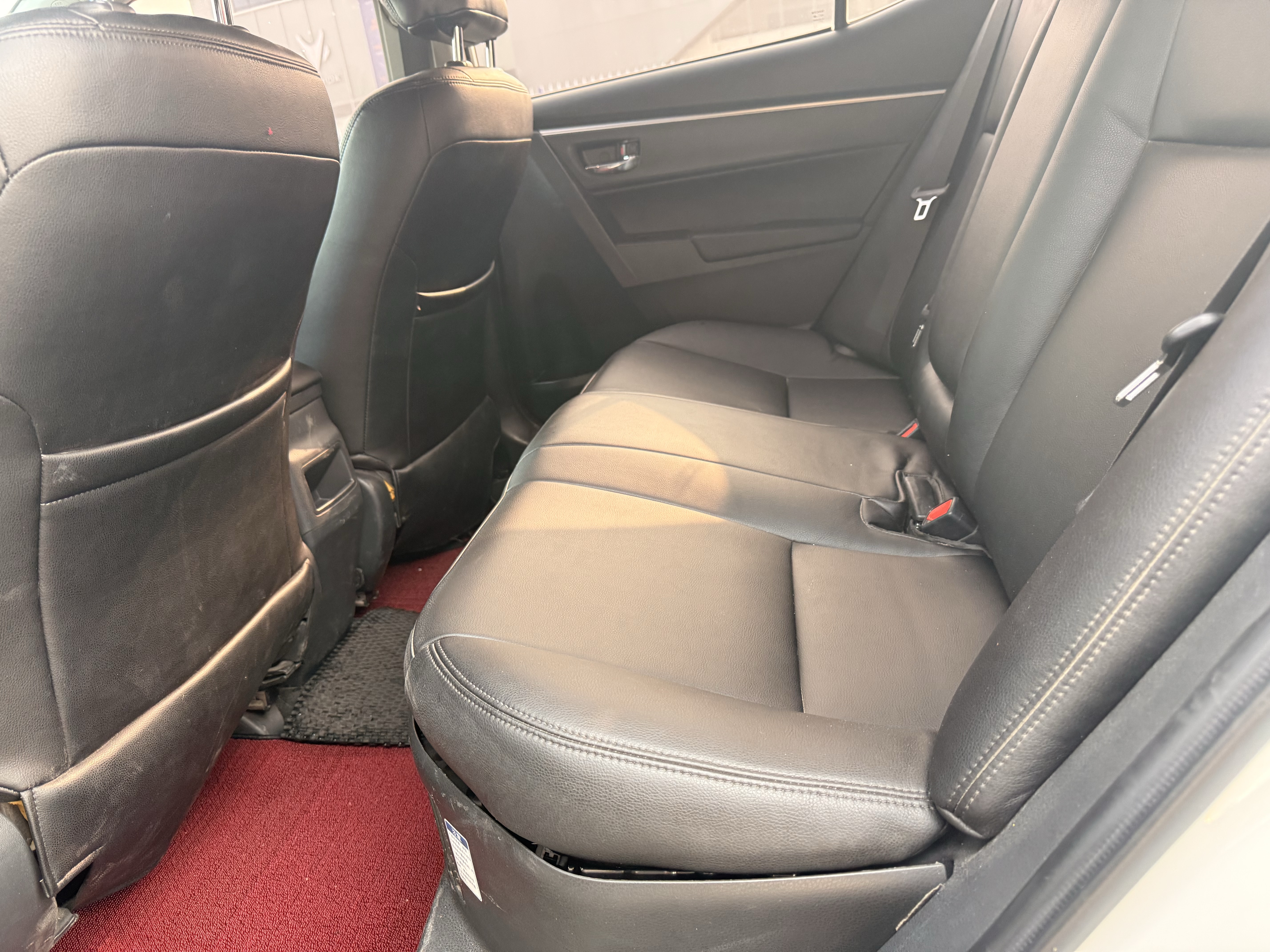 Toyota Corolla Hybird E+ 2022 immagine di auto #8