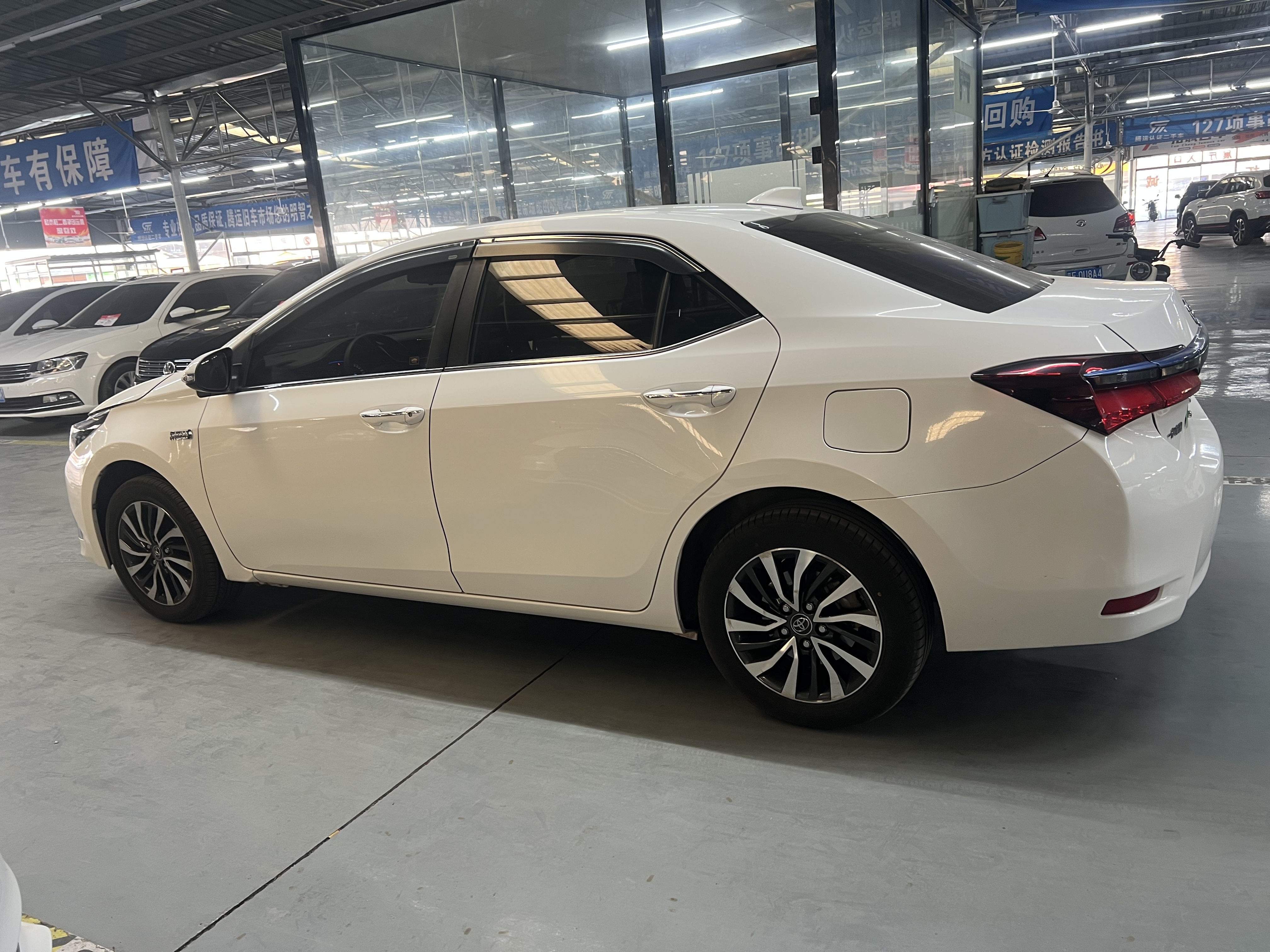 Toyota Corolla Hybird E+ 2020 immagine di auto #8