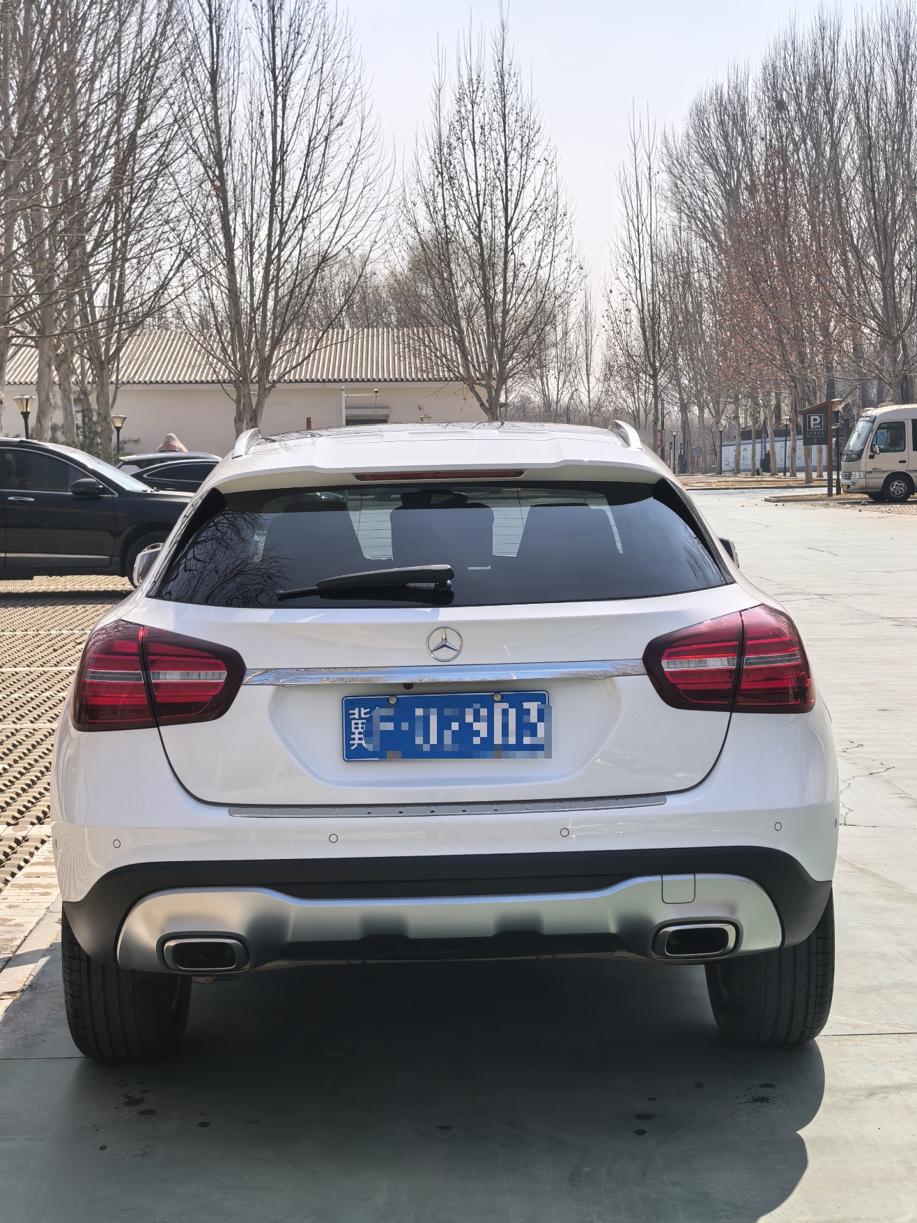 Mercedes-Benz GLA Class 2019 car image #8