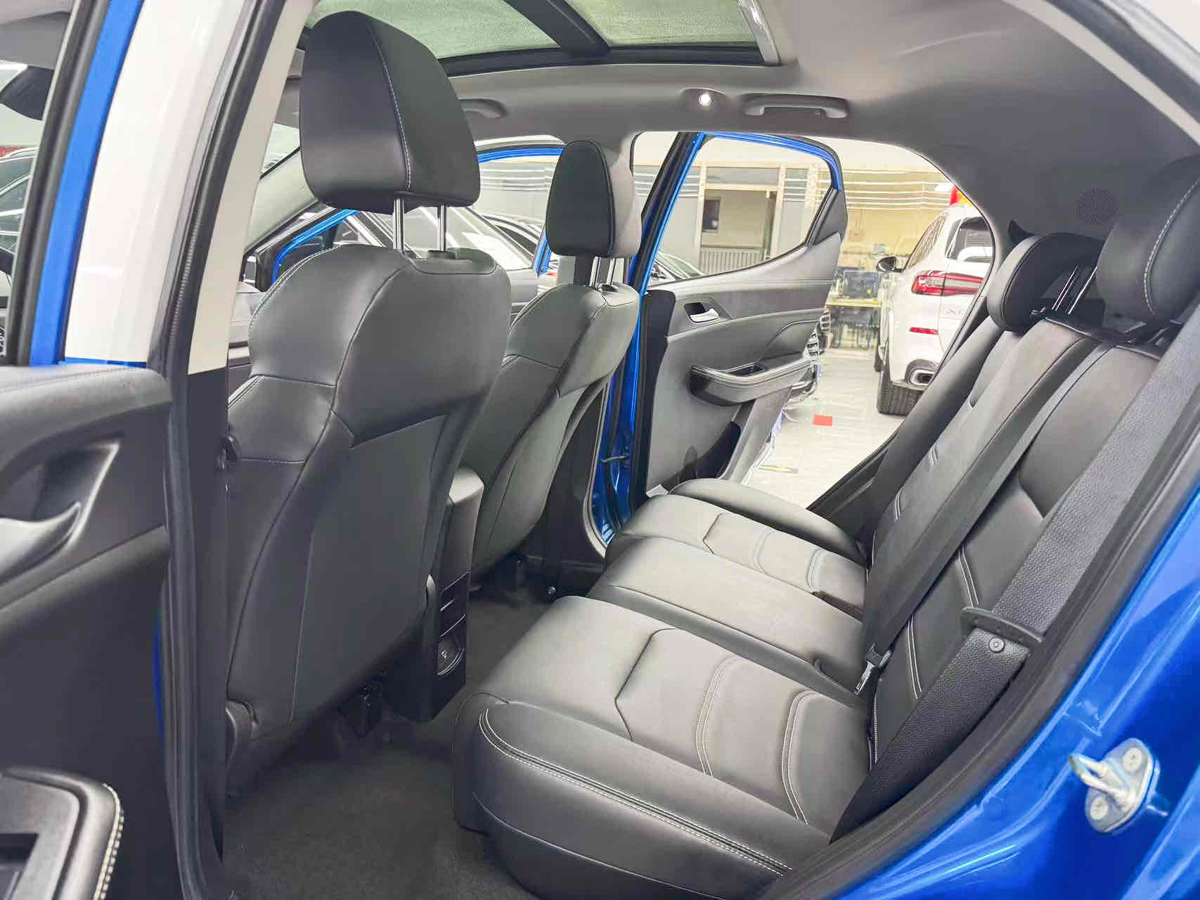 BYD Yuan New Energy 2020 car image #8