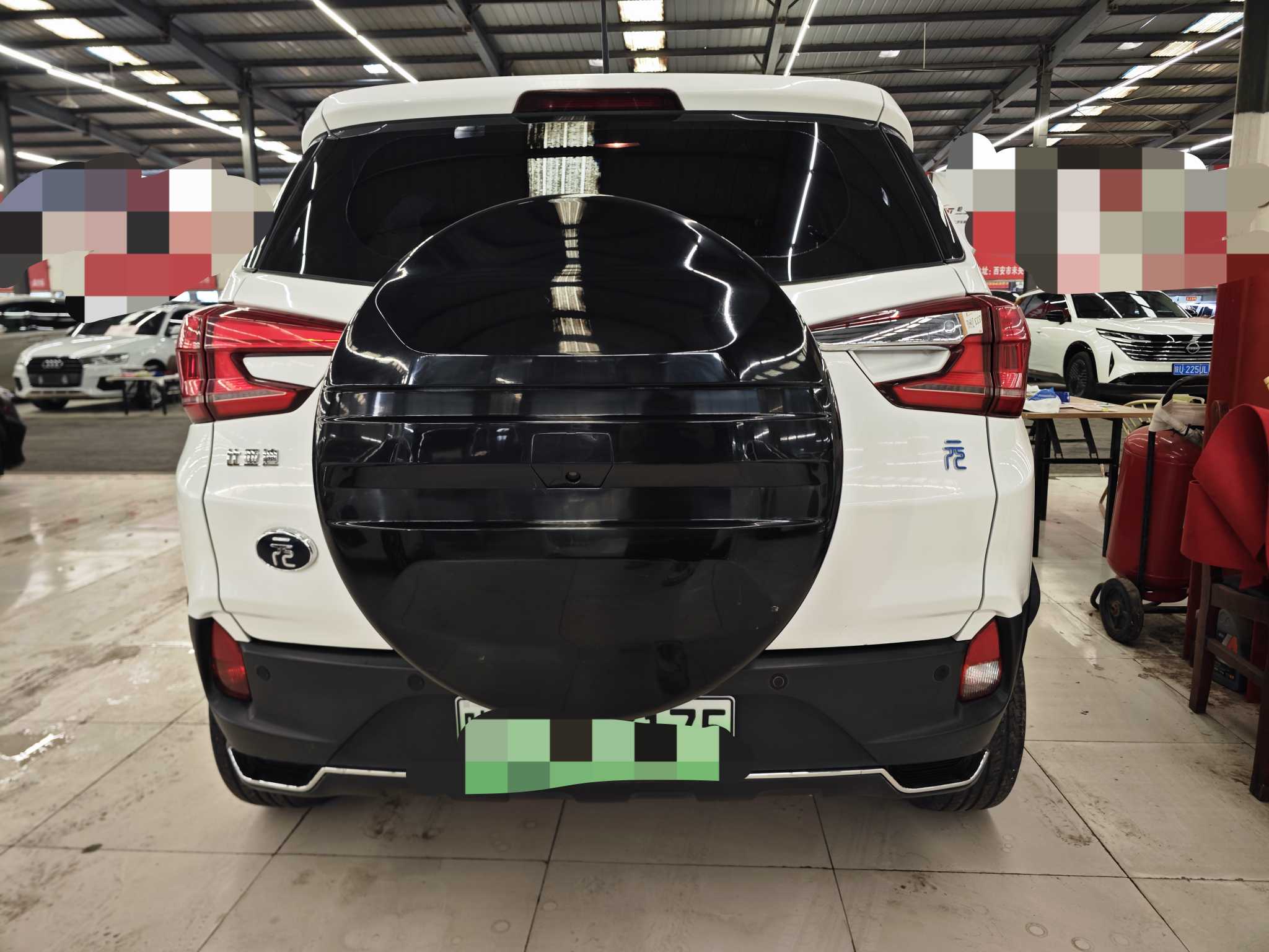 BYD Yuan New Energy 2019 #8 BYD Yuan New Energy 2019 car image #8