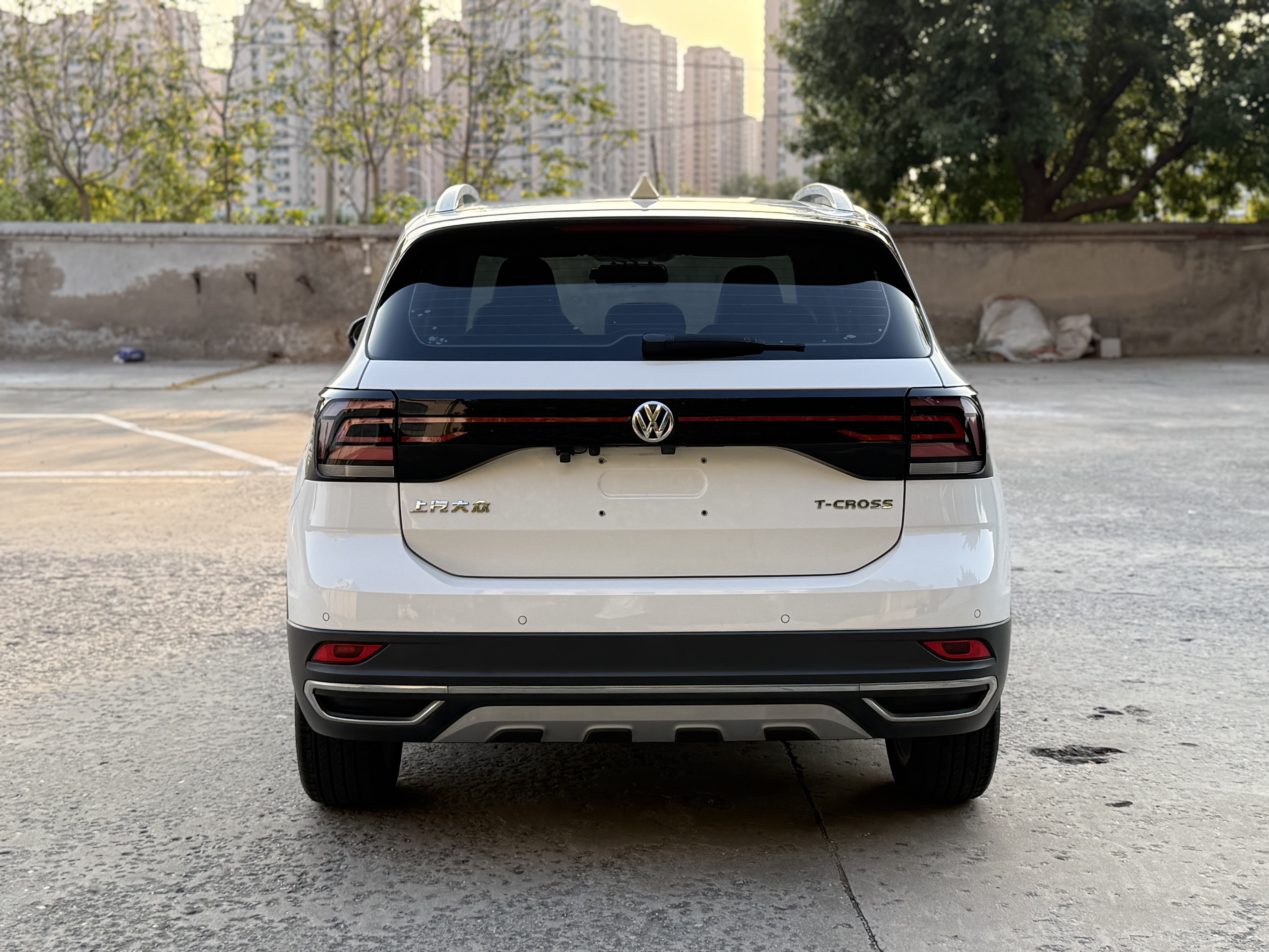 Volkswagen T-Cross 2020 car image #8