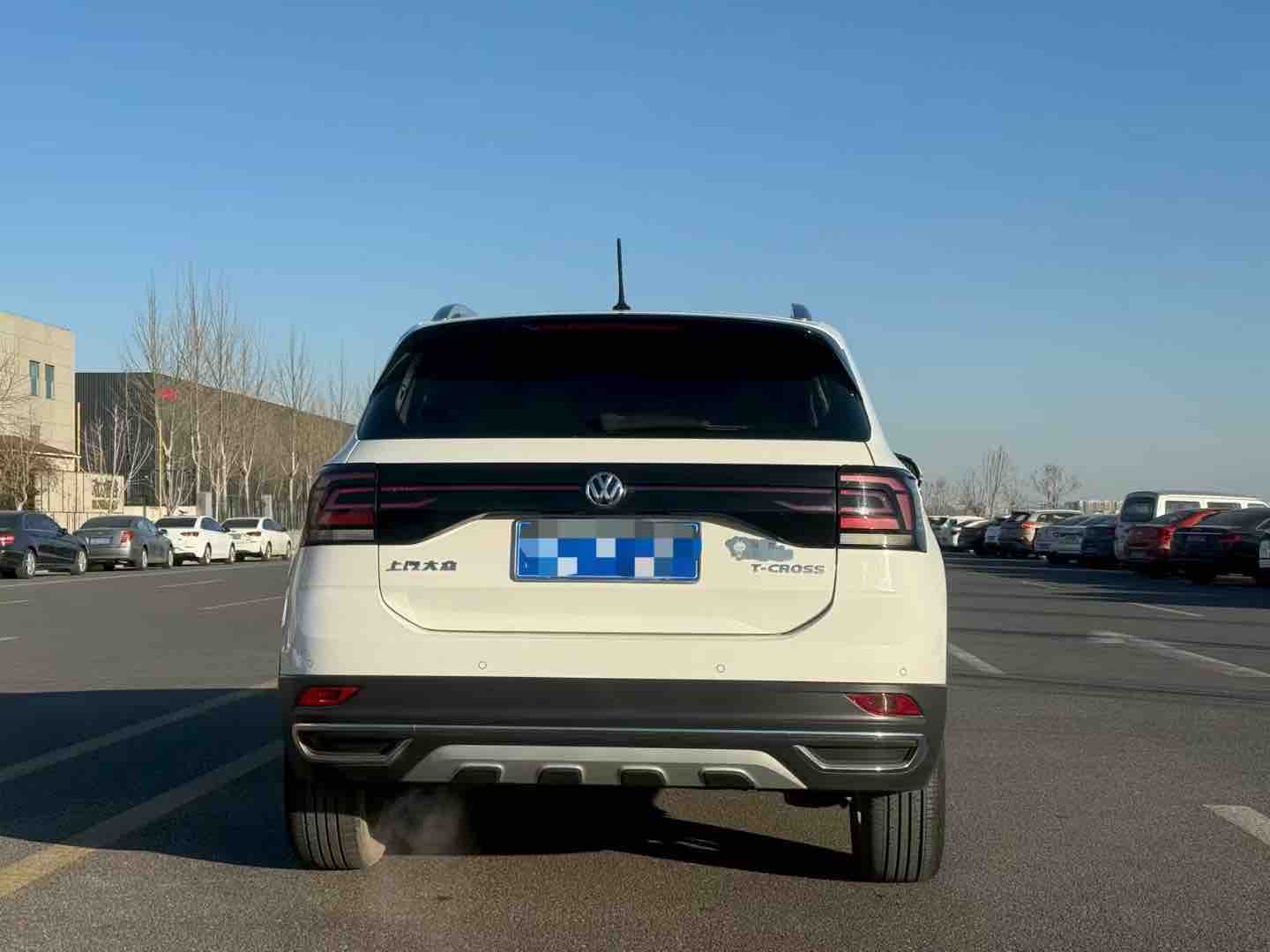 Volkswagen T-Cross 2020 car image #8