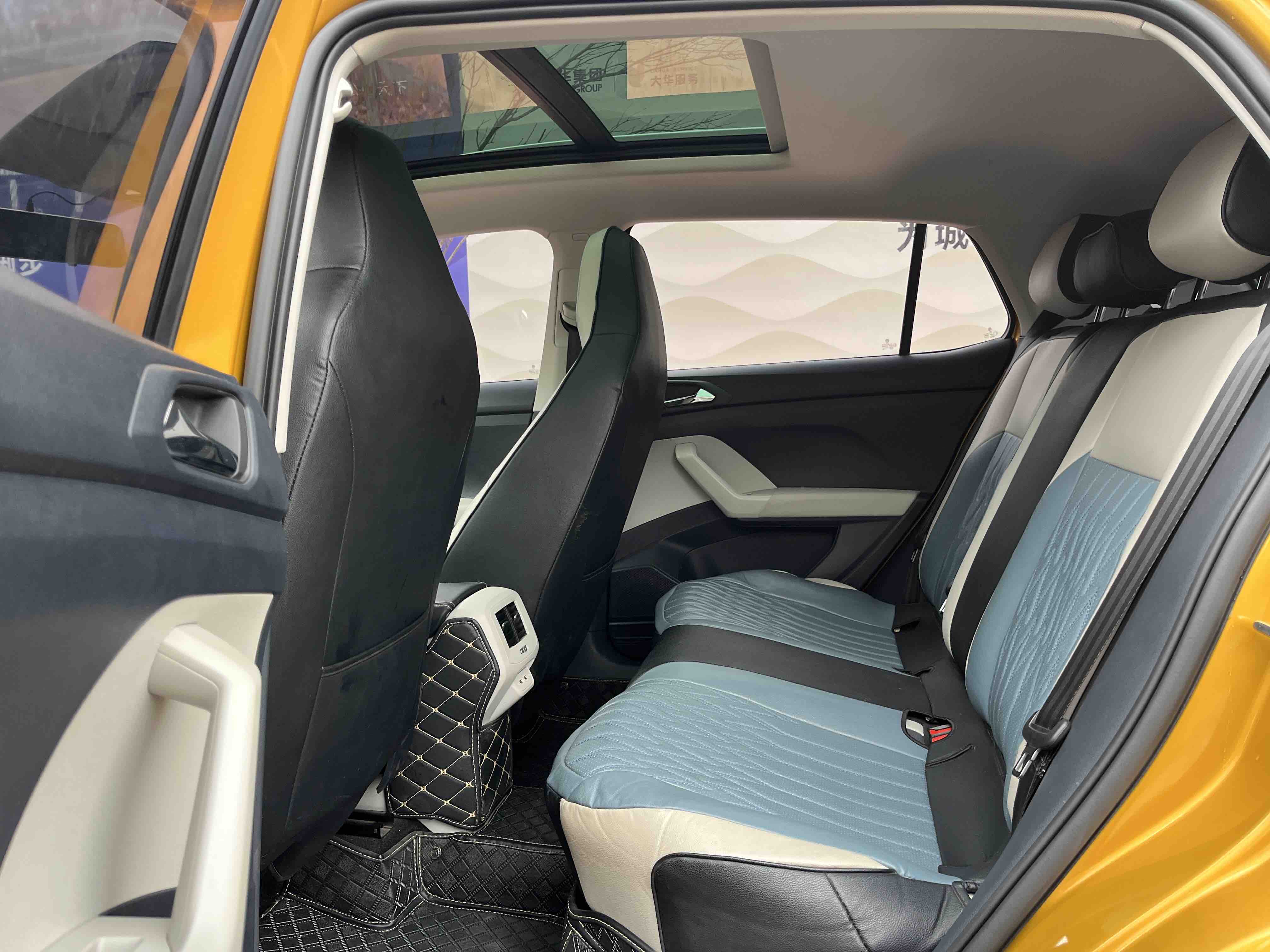 Volkswagen T-Cross 2020 car image #8