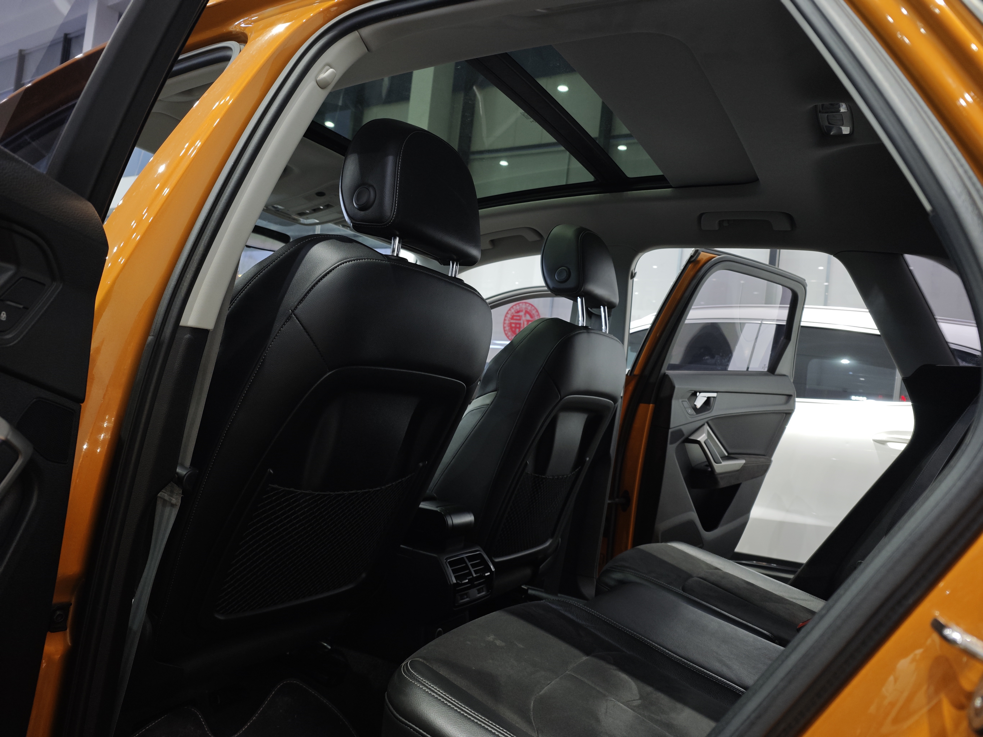 Audi Q3 2019 #8 Audi Q3 2019 car image #8