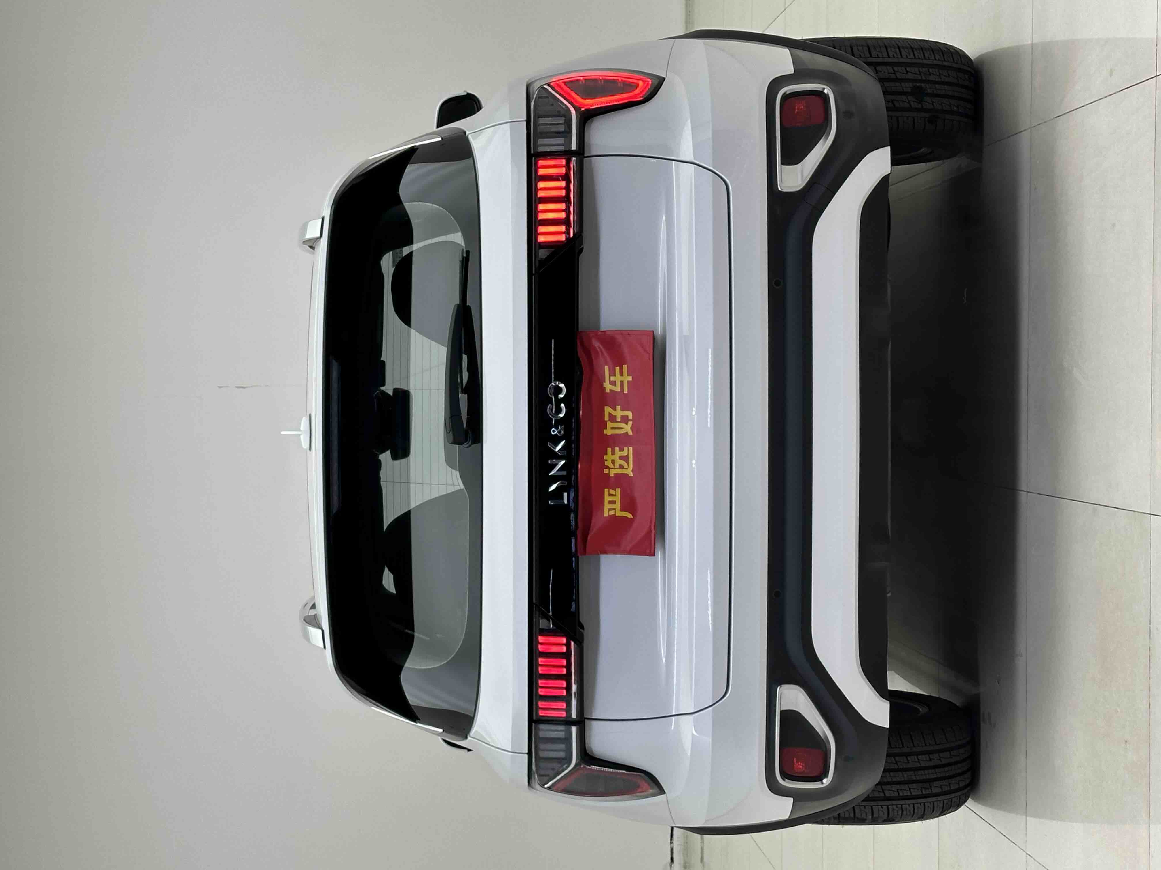 Lynk & Co 2020 #8 Lynk & Co 2020 car image #8