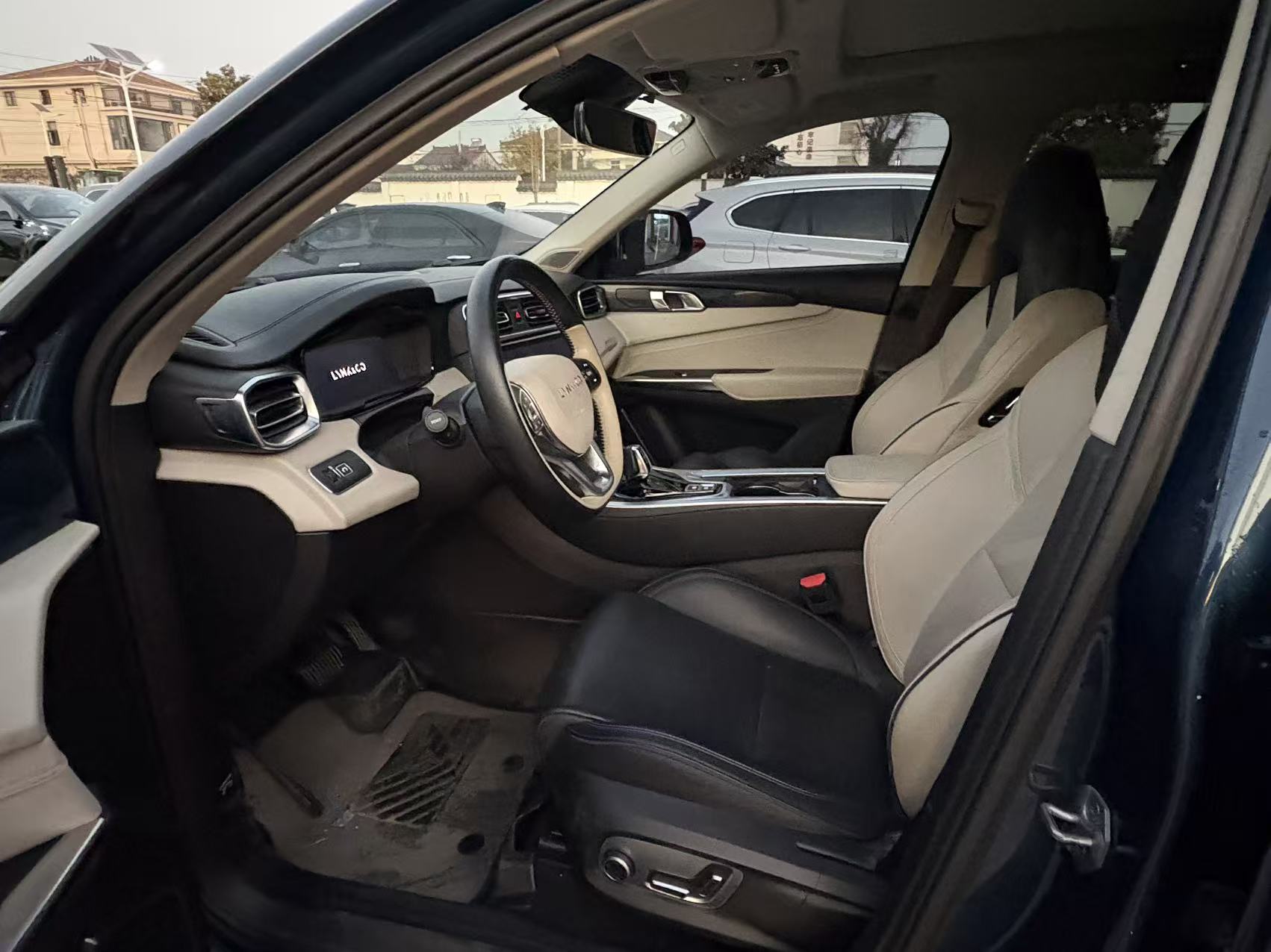 Lynk & Co 2019 #8 Lynk & Co 2019 car image #8
