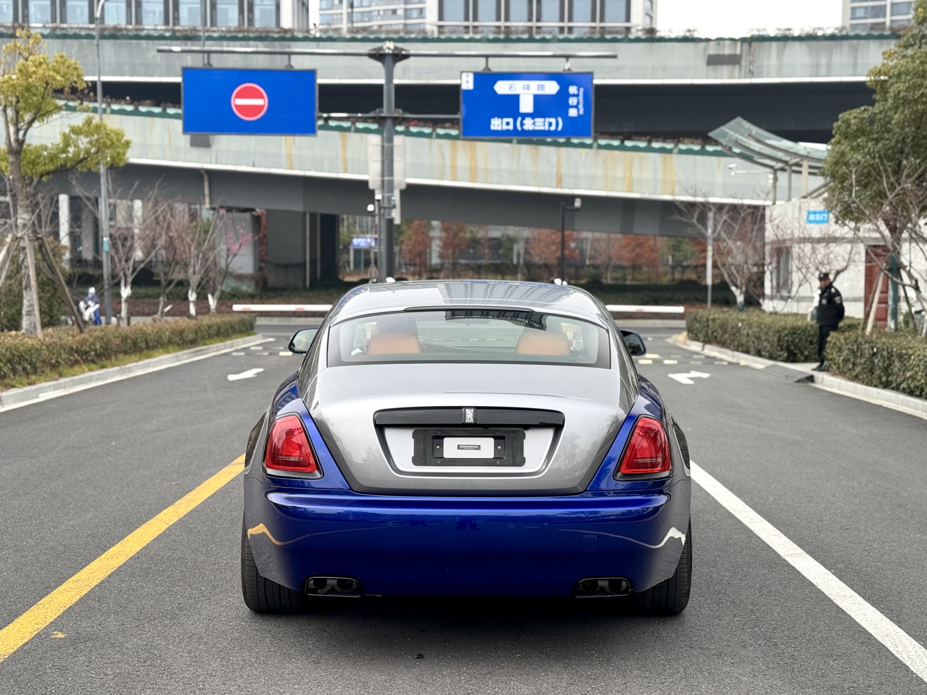 劳斯莱斯 魅影 2019 汽车图片 #8