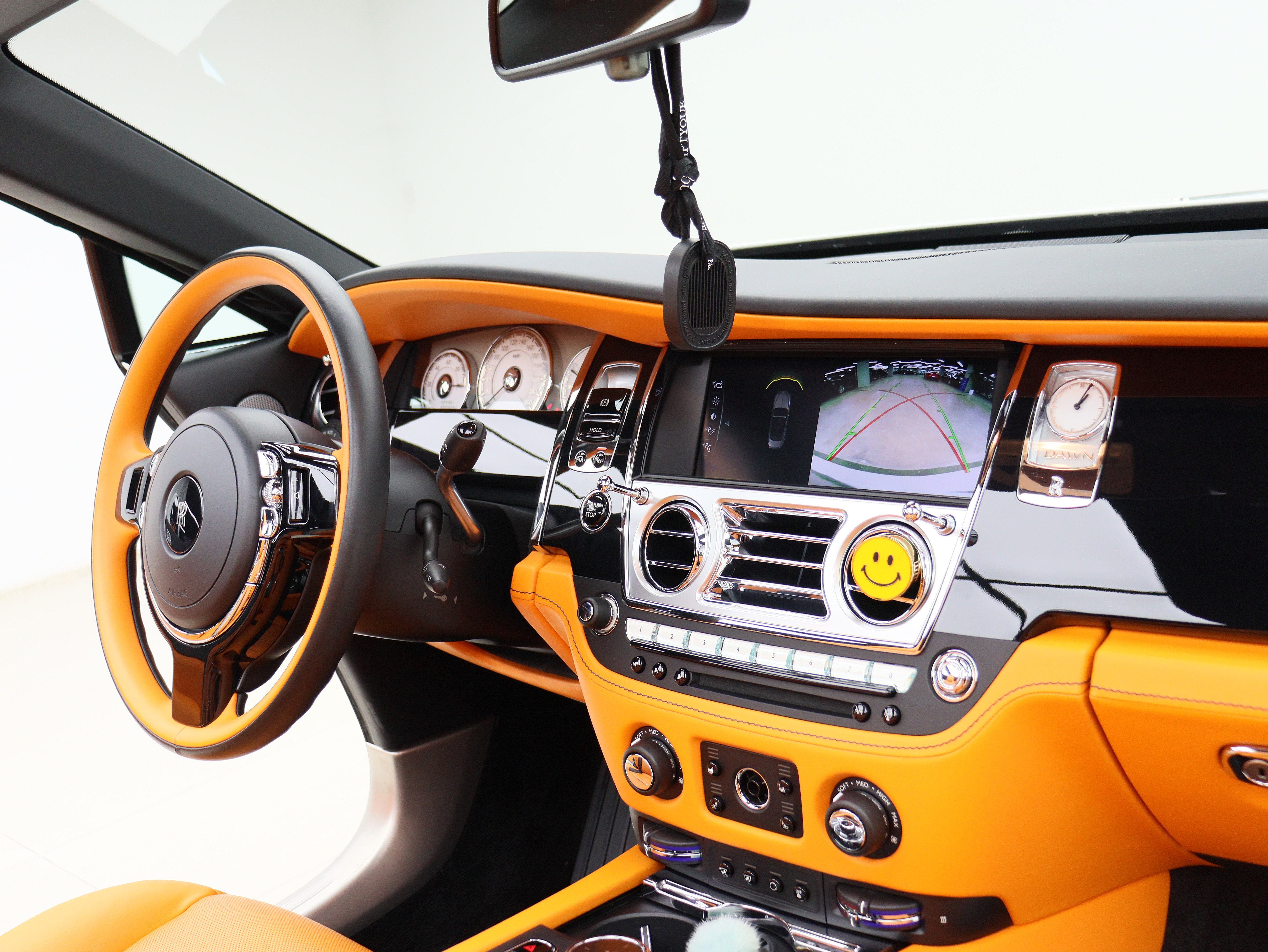 Rolls-Royce Dawn 2019 car image #8