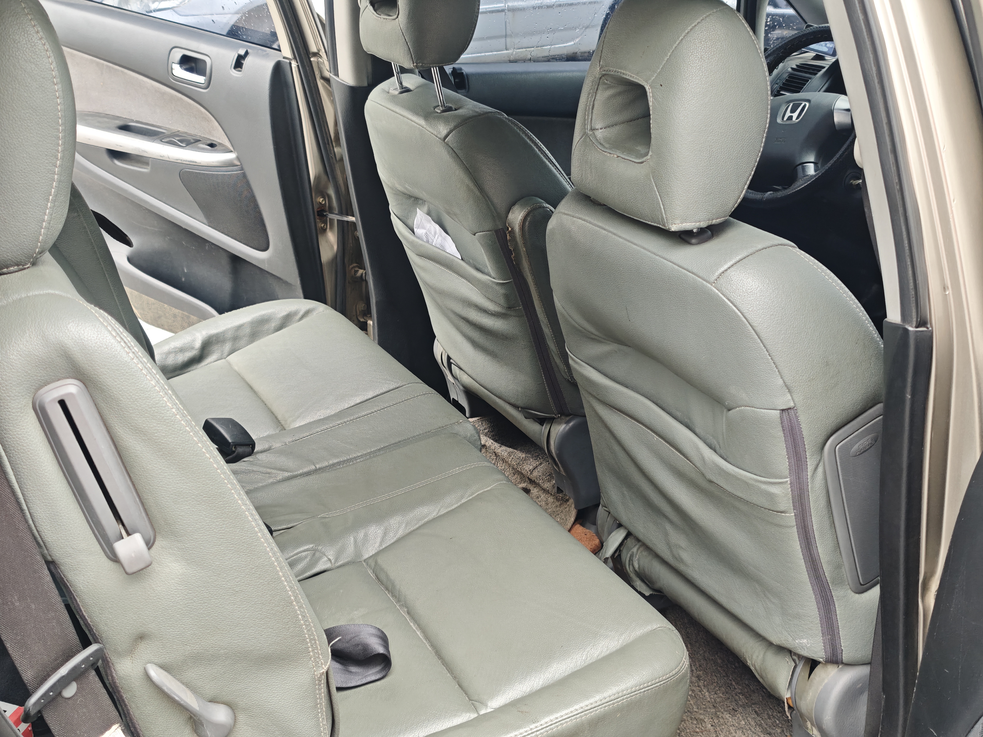 Honda Stream 2004 #8 Honda Stream 2004 car image #8