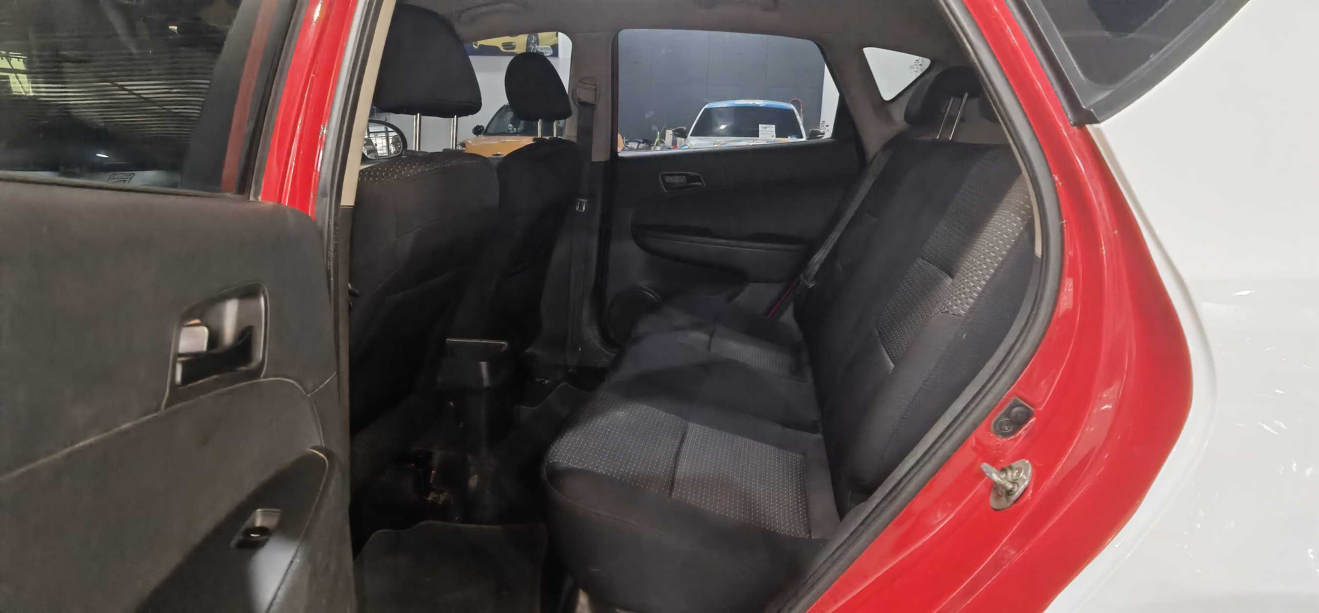 Hyundai i30 2011 #8 Hyundai i30 2011 صورة سيارة #8