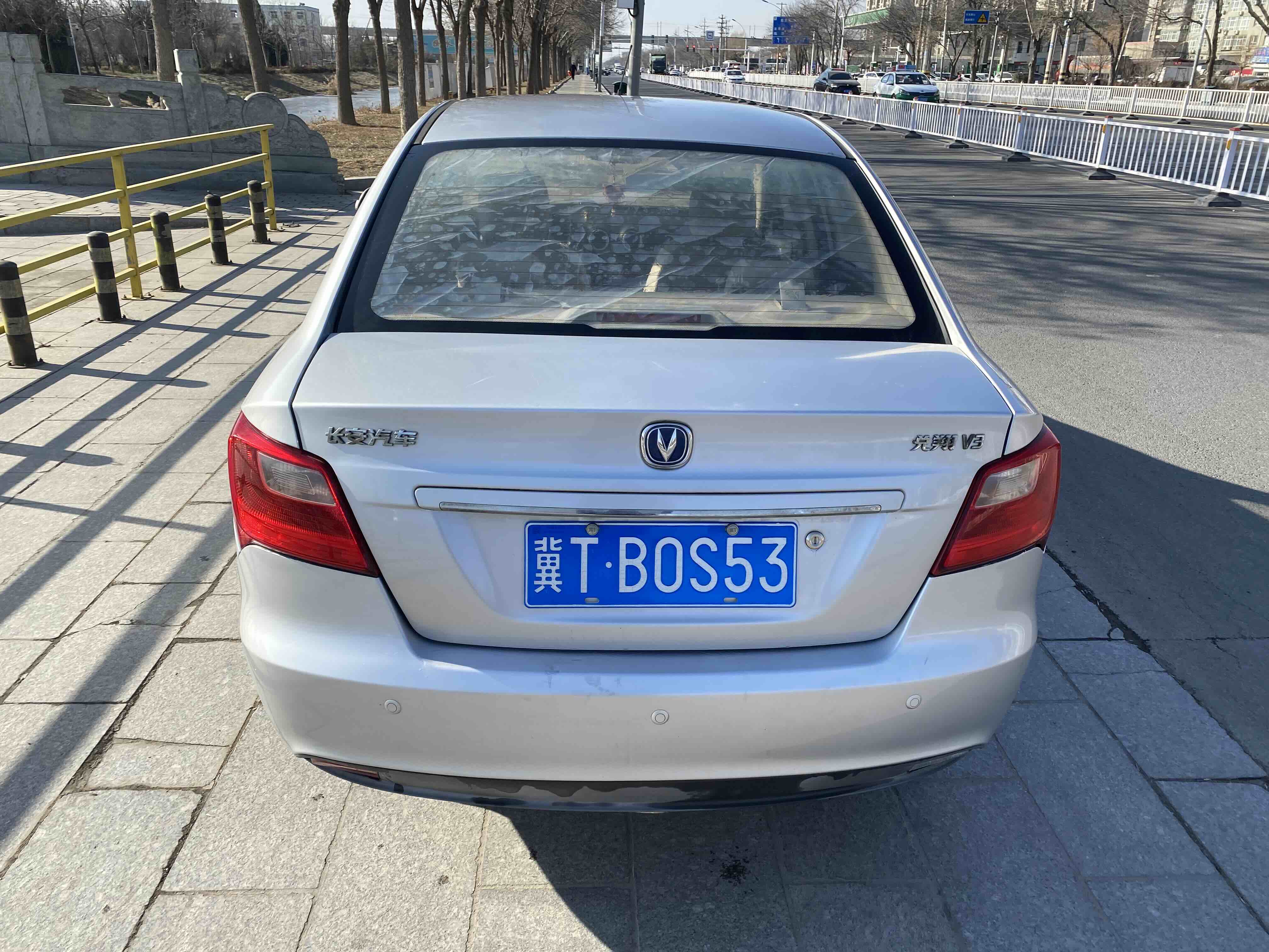 Changan Alsvin V3 2013 #8 Changan Alsvin V3 2013 car image #8