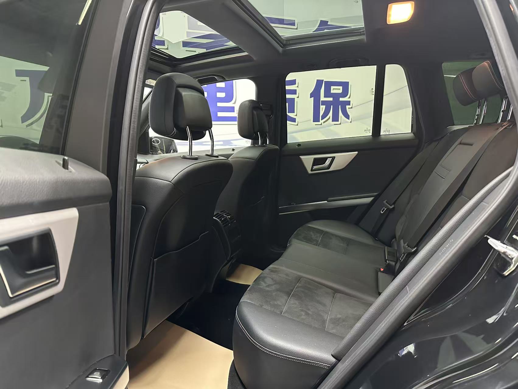 Mercedes-Benz GLK Class 2015 car image #8