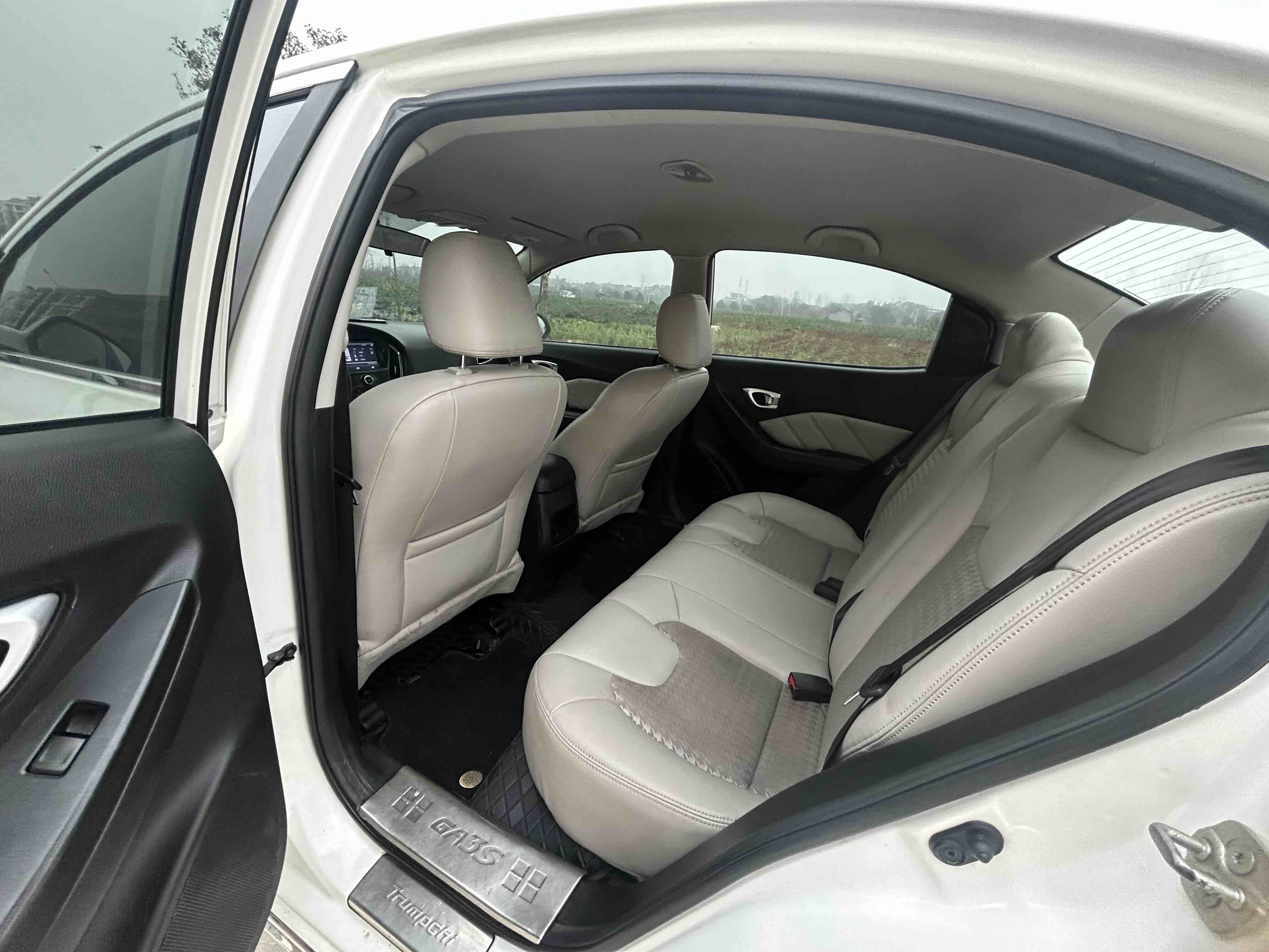 GAC Trumpchi GA3S 2015 car image #8