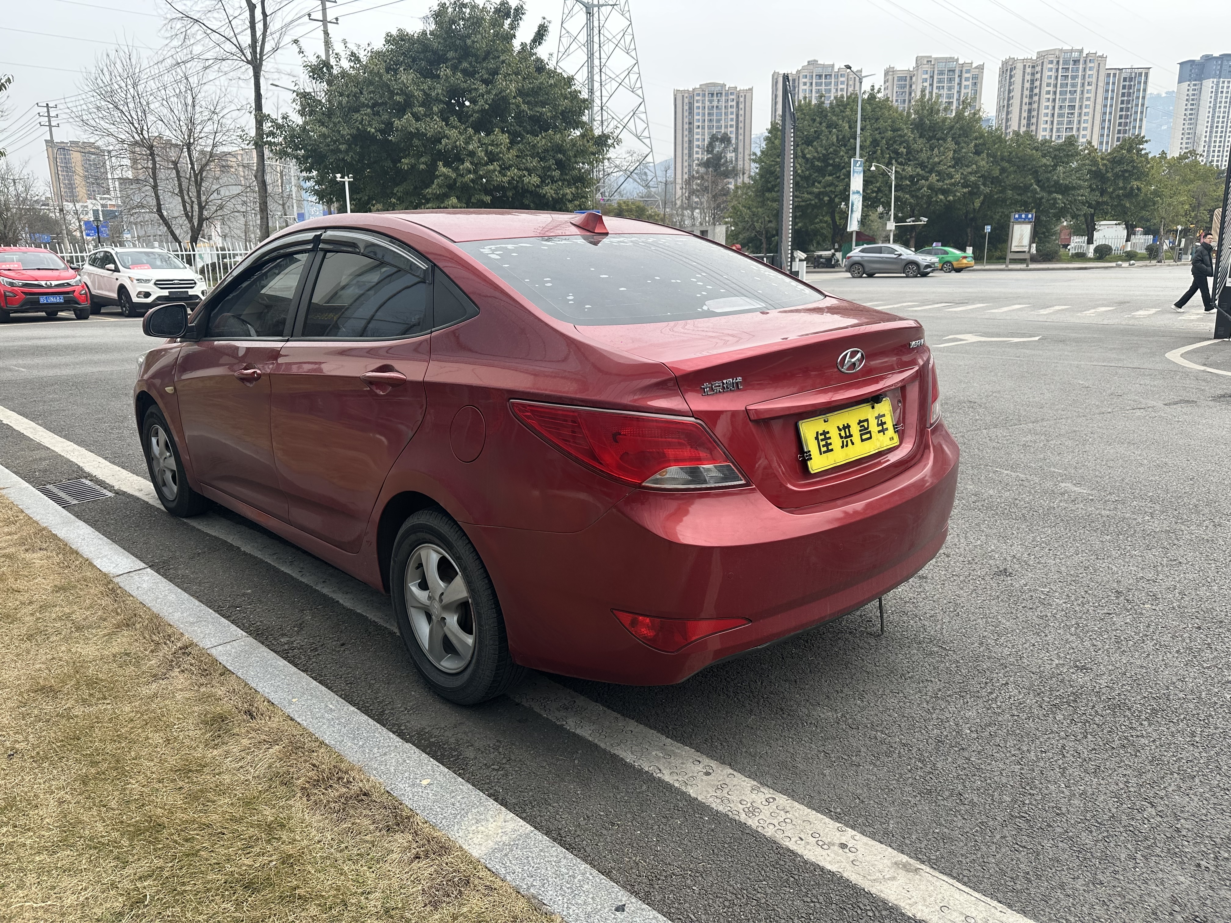 Hyundai Reina 2015 car image #8