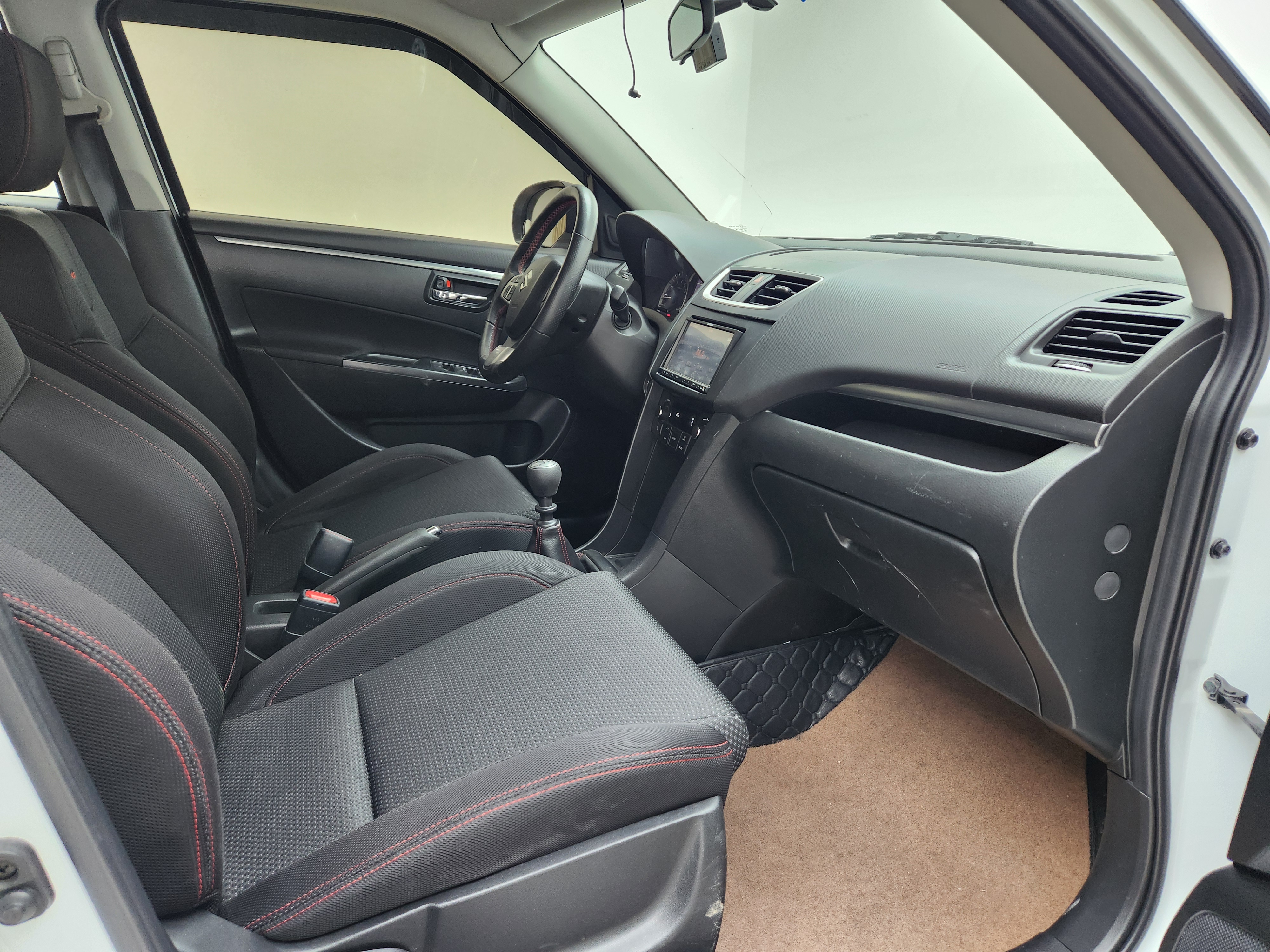 铃木 速翼特 2015 汽车图片 #8