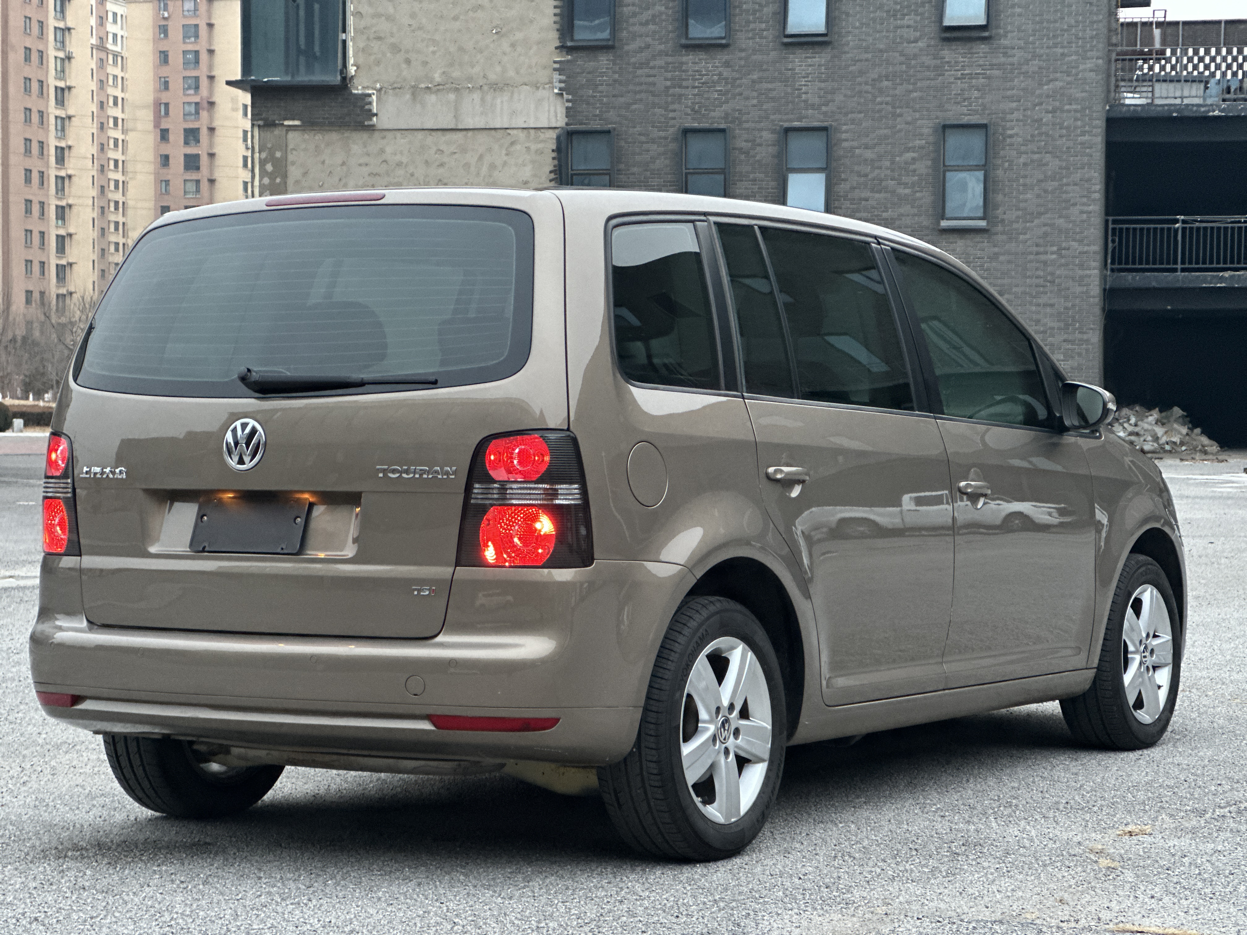 Volkswagen Touran 2015 immagine di auto #8