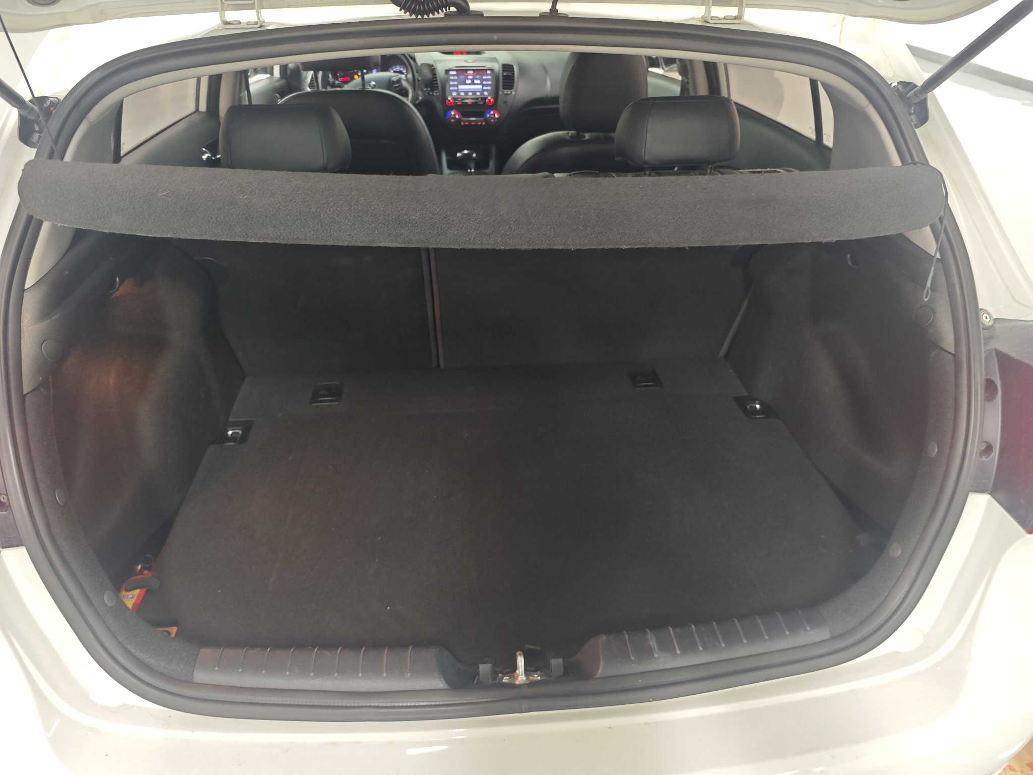 Kia Forte Koup 2014 car image #8