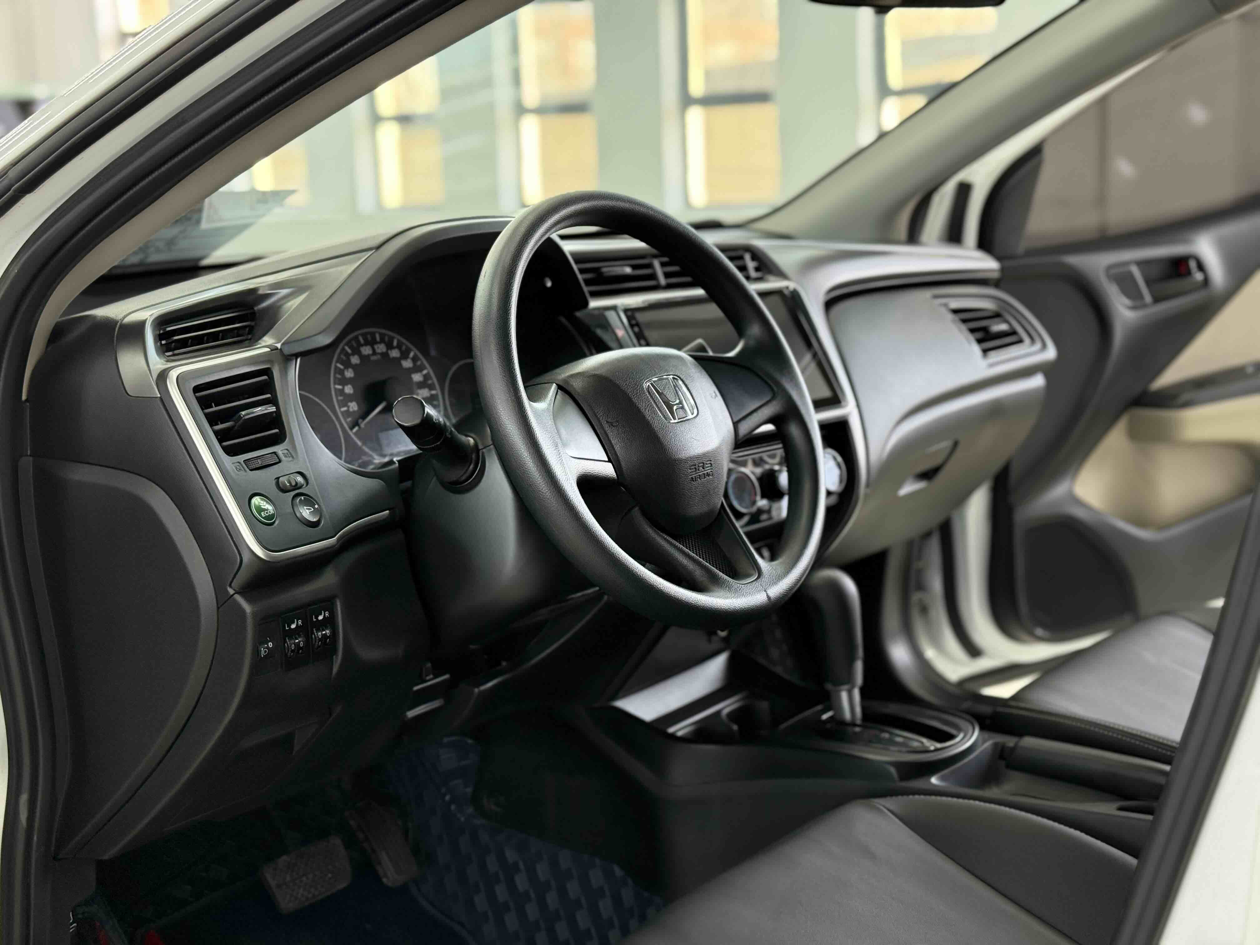 Honda City 2019 imagem de carro #8